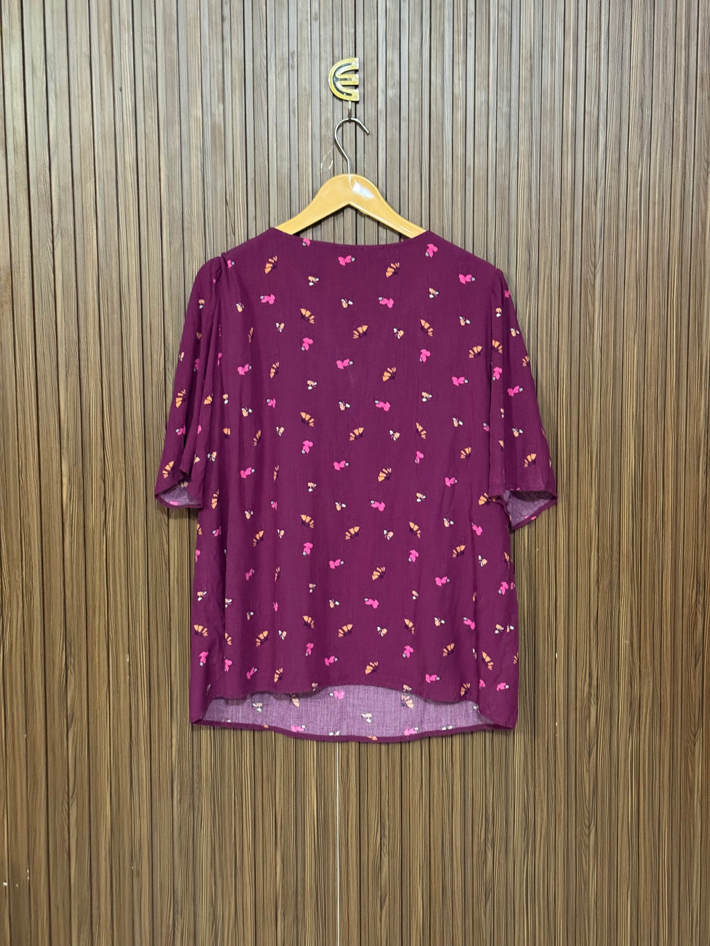 Chest 23 Length 24 Fabric Linen Everyday V Neck