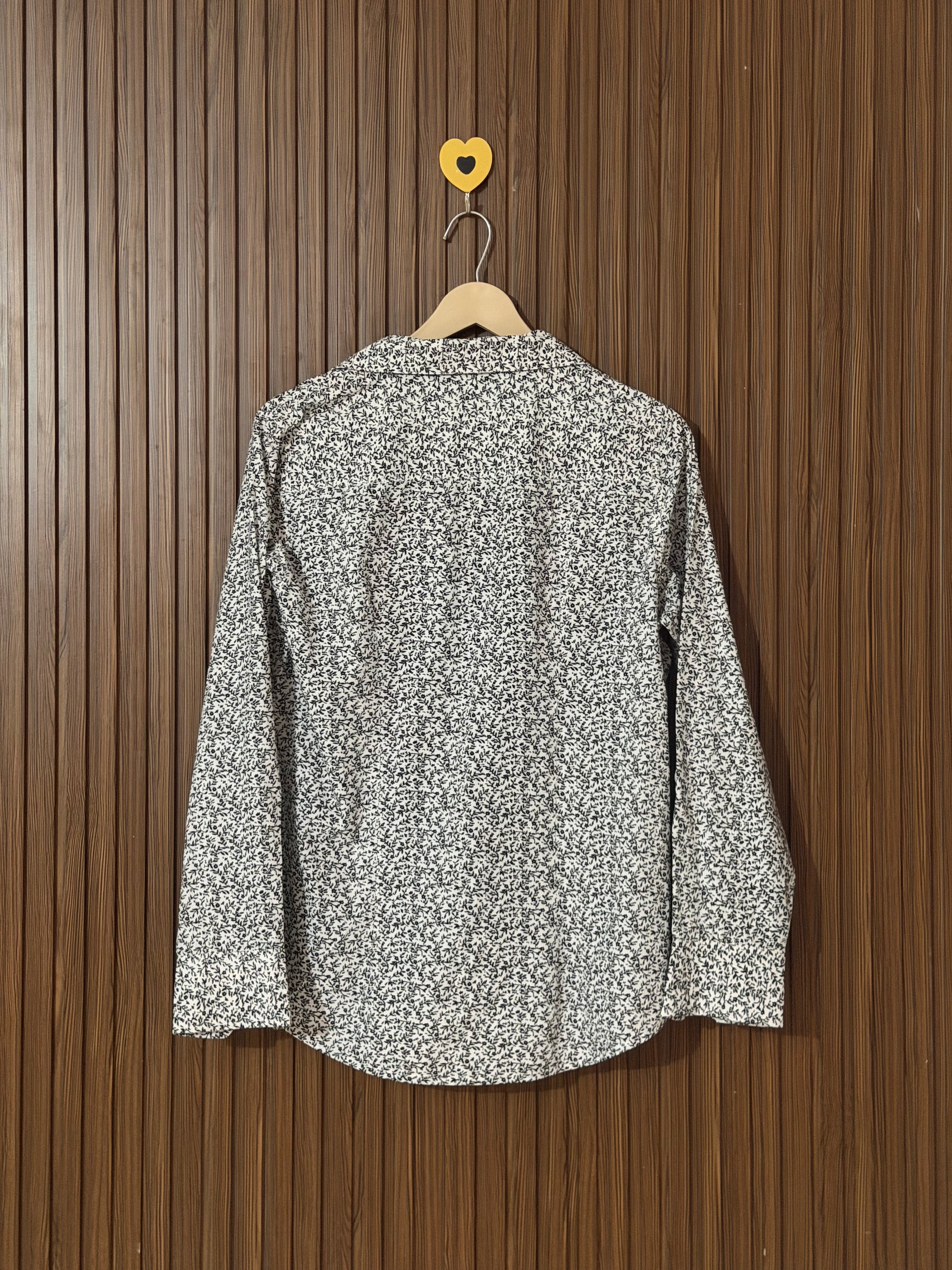 Chest 21 Length 27 Chic Shirt