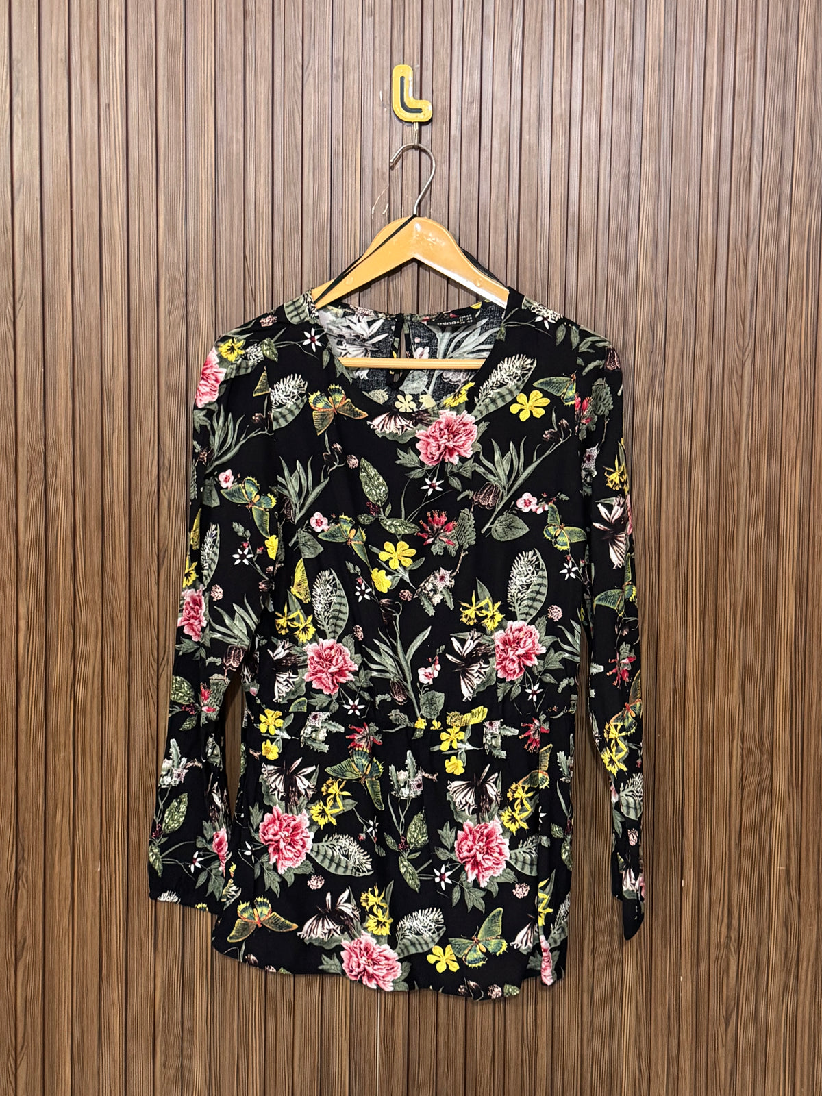 Chest 19 Length 26 Fabric Silk Soft Wool Full Sleeves