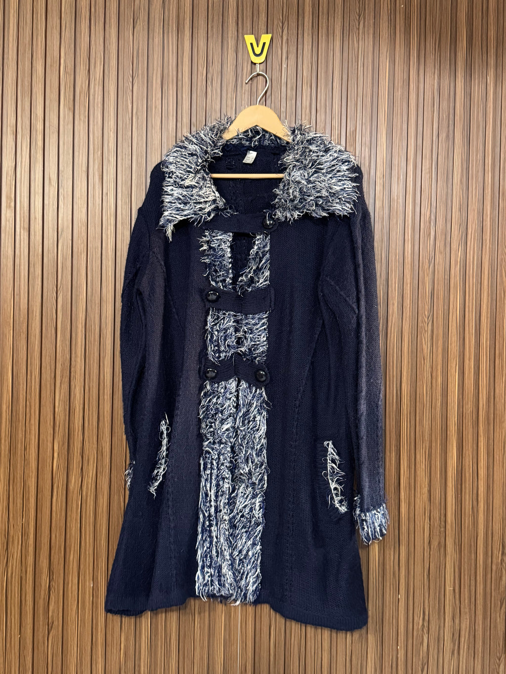 Chest 22 Length 33 Belt Front Open