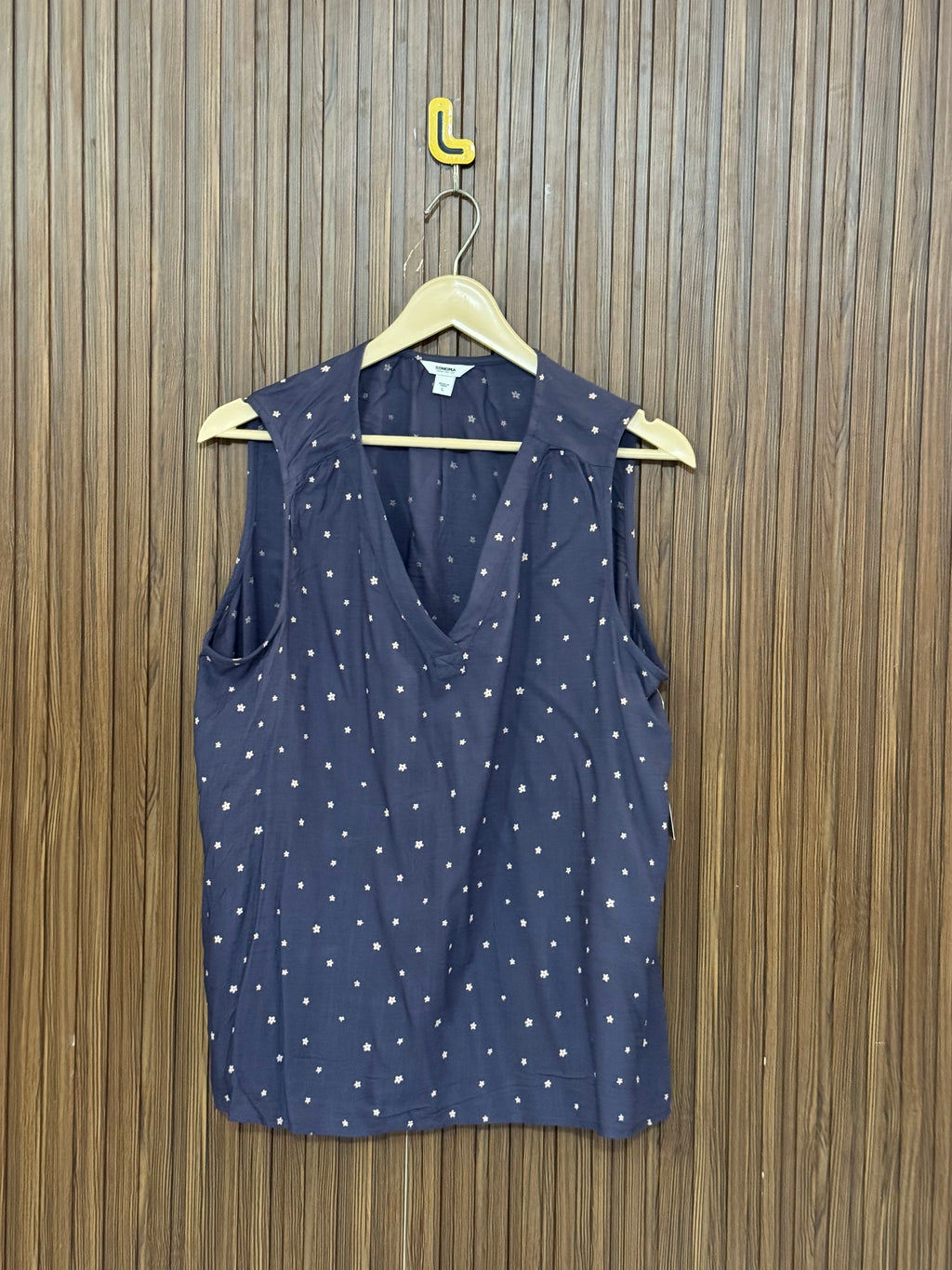 Chest 22 Length 25 Fabric Silk Stretch Sleeveless