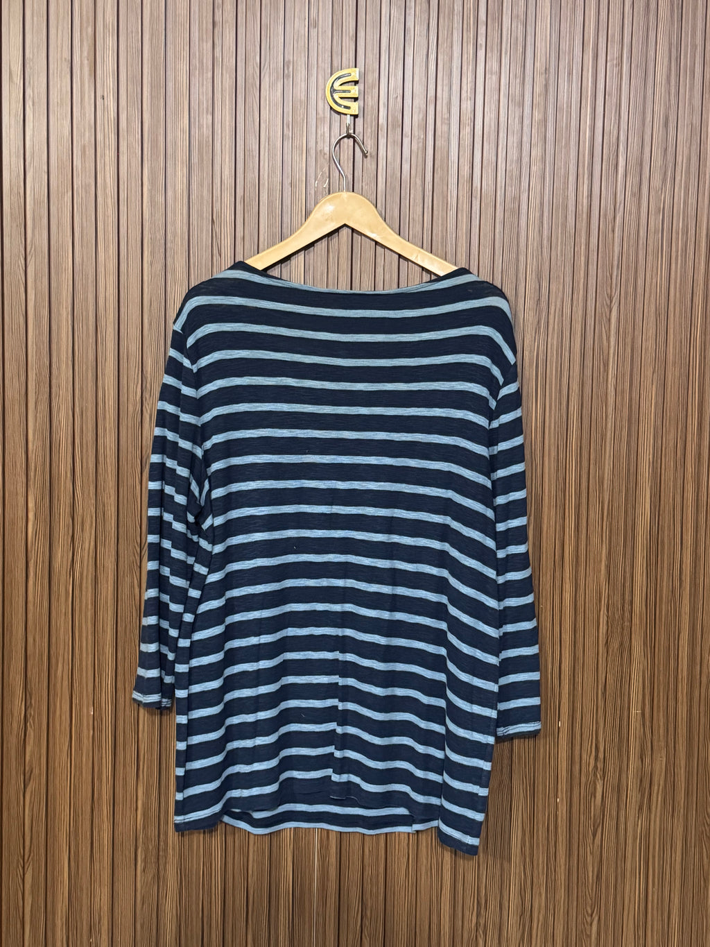 Chest 23 Length 27 Nova Top