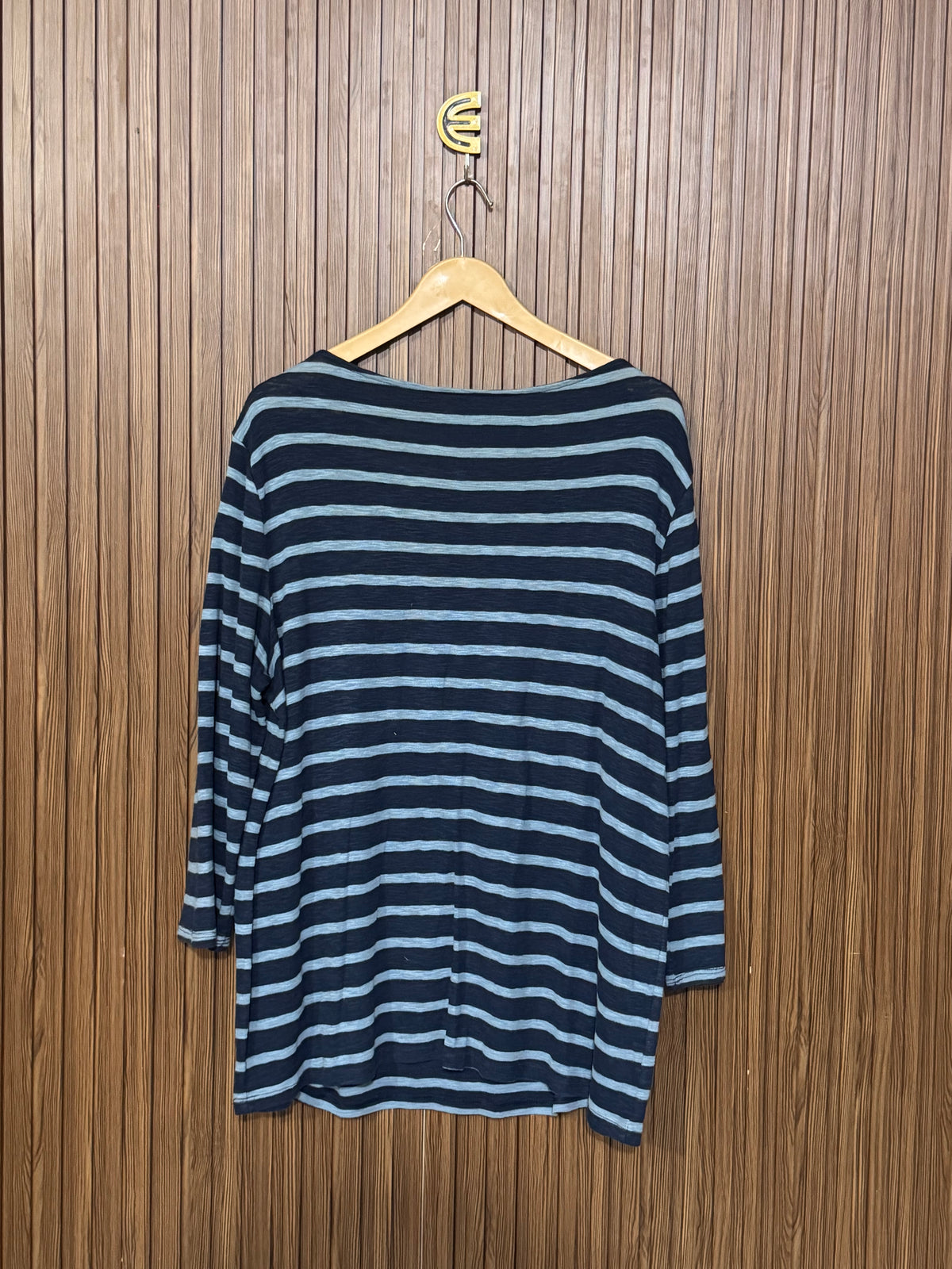 Chest 23 Length 27 Nova Top