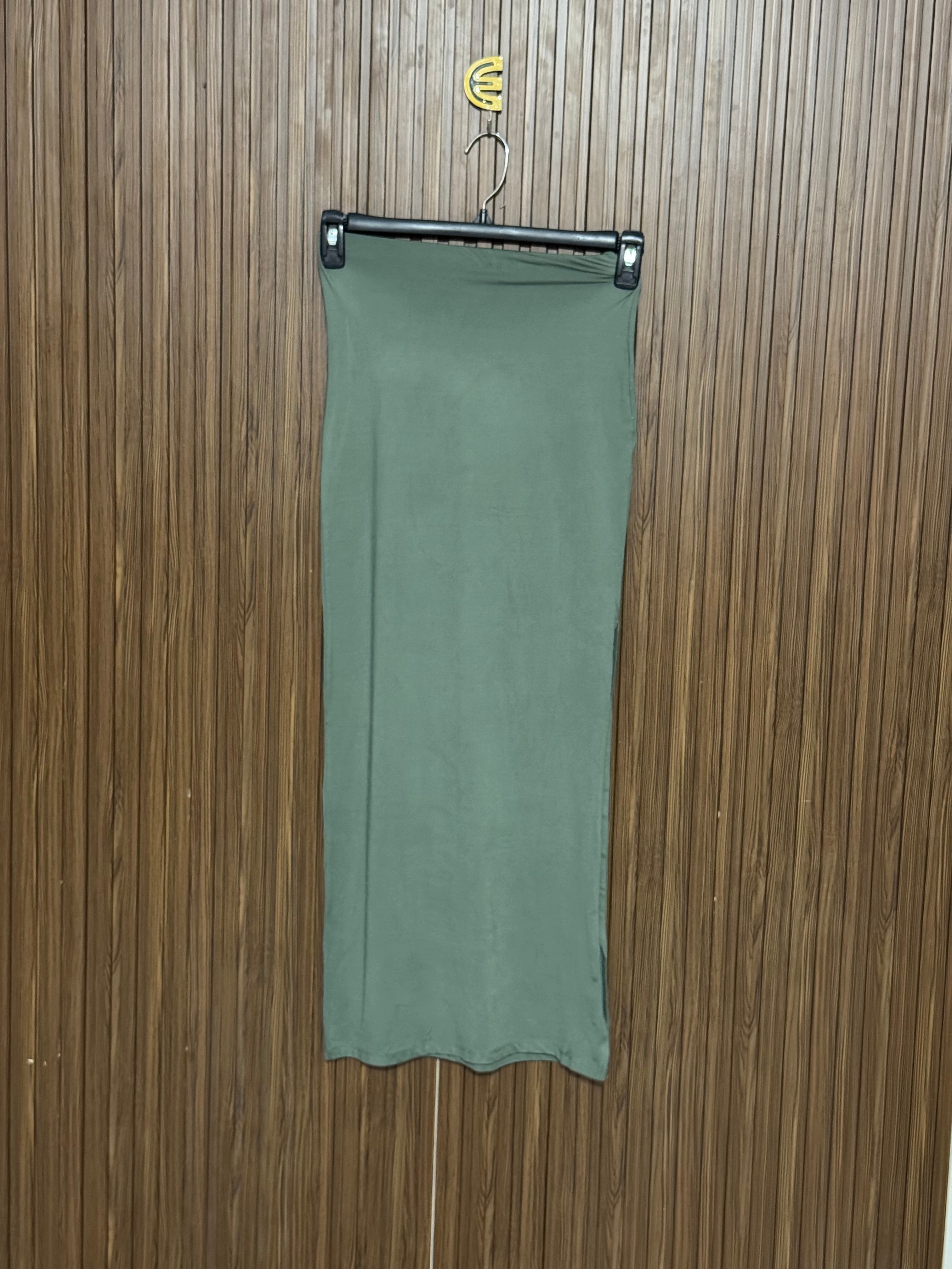 Classic Straight Skirt