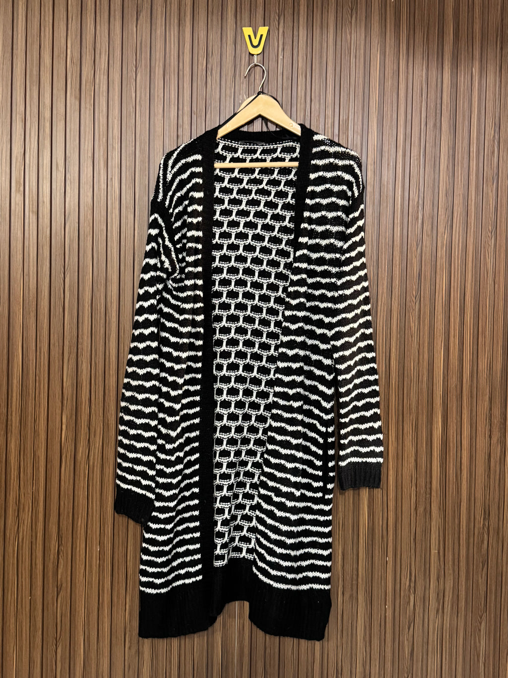 Chest Large Length 40 Long Sleeve Front Open