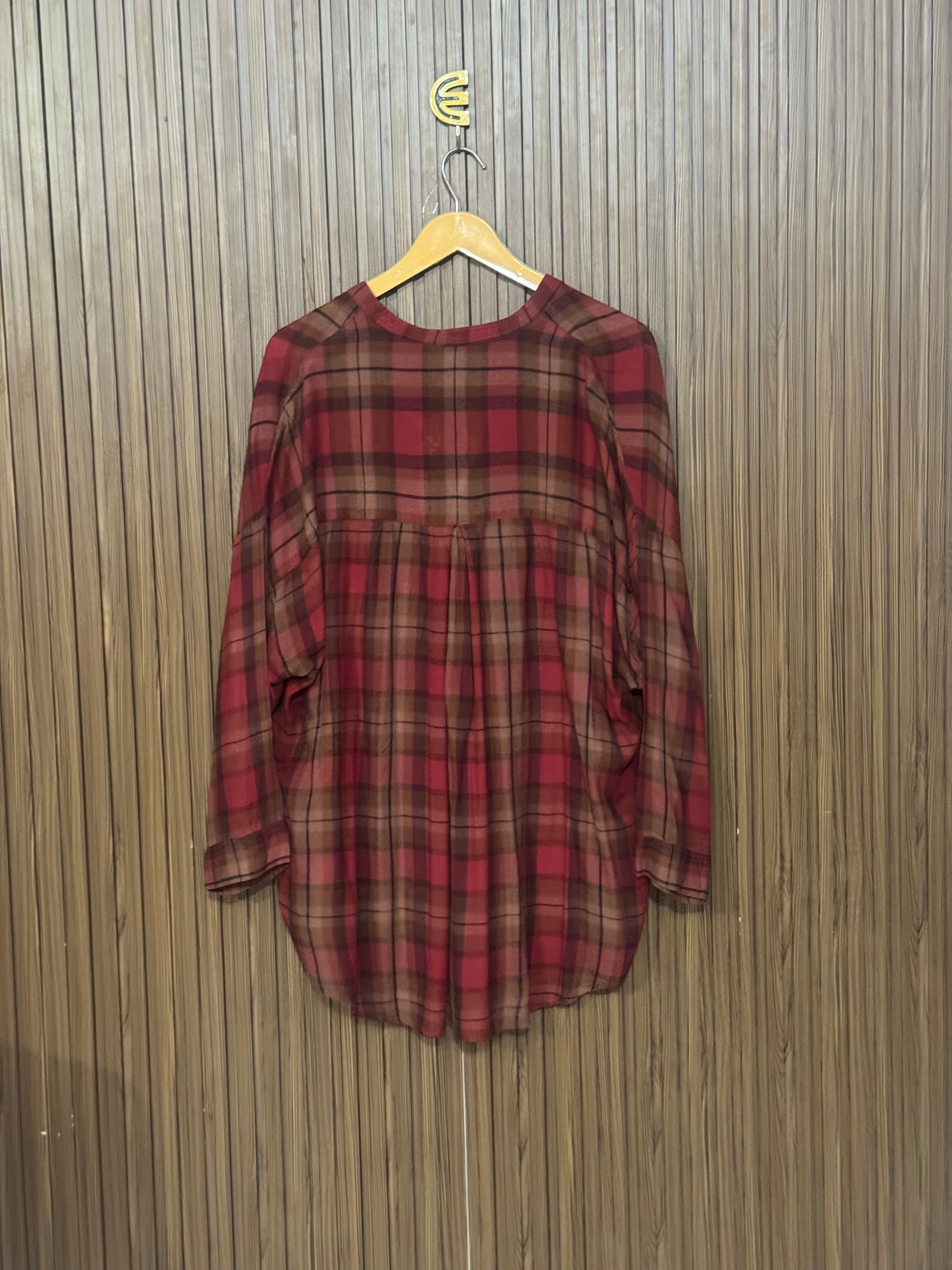 Chest 29 Length 24 Fabric Linen V Neck Checked
