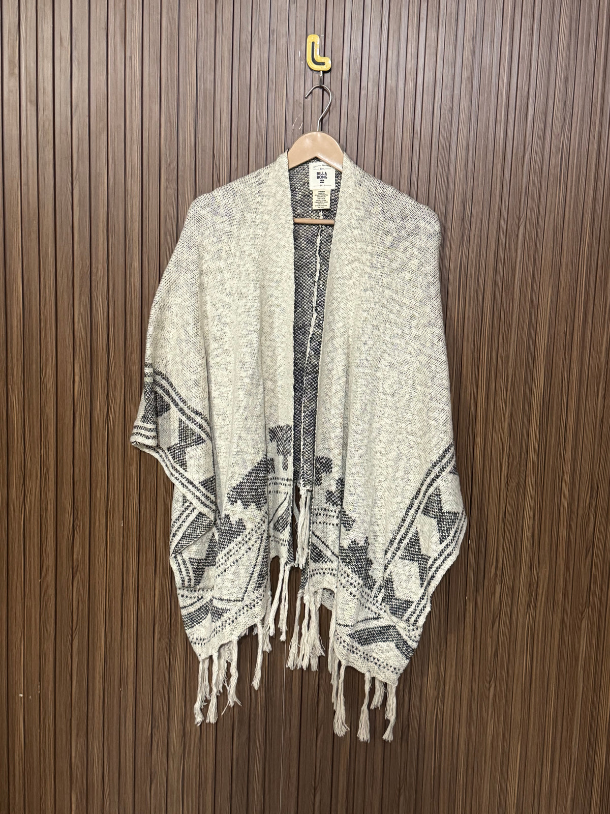 Check Cape Shawl