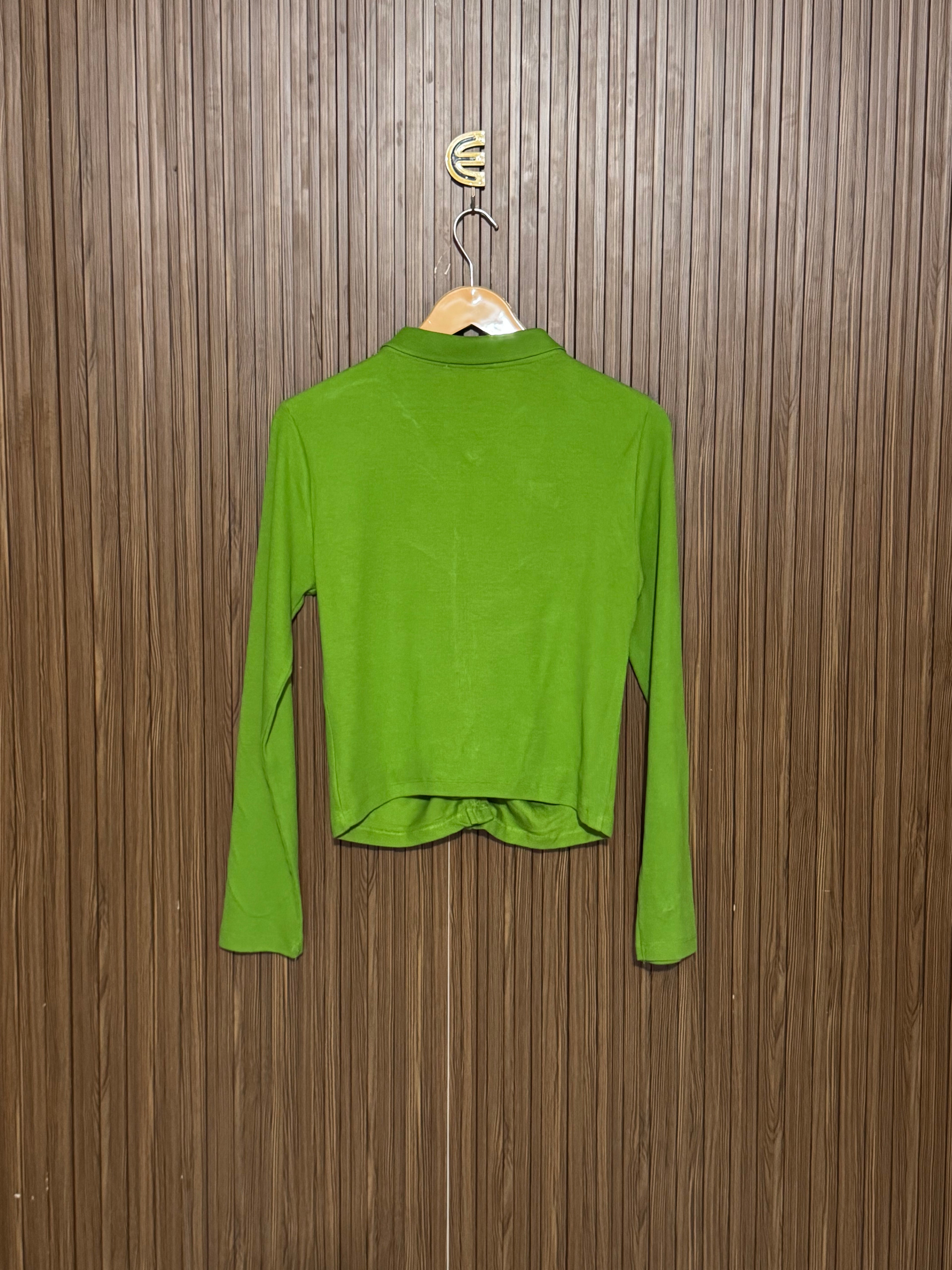 Chest 17  Length 21 Fabric Elastic Effortless Casual Look