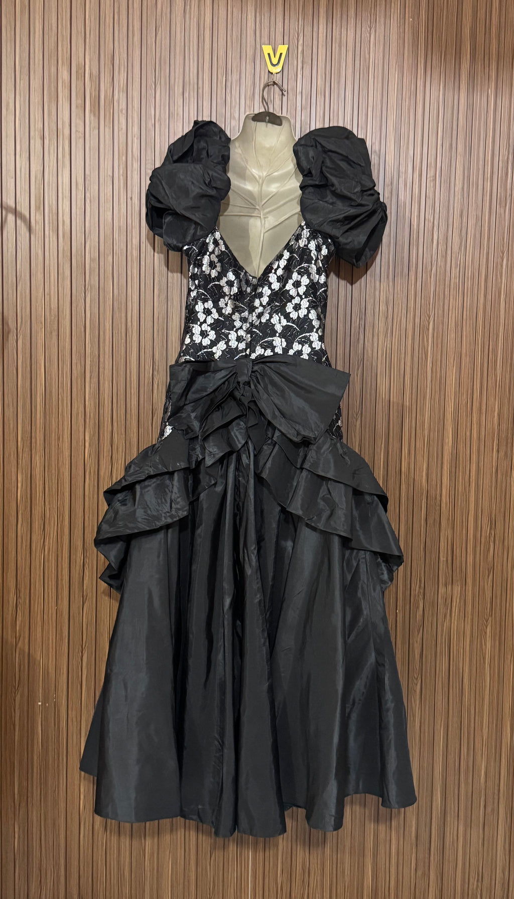 Chest 16 Length 56 Fabric Silk Cotton Satin Dreams