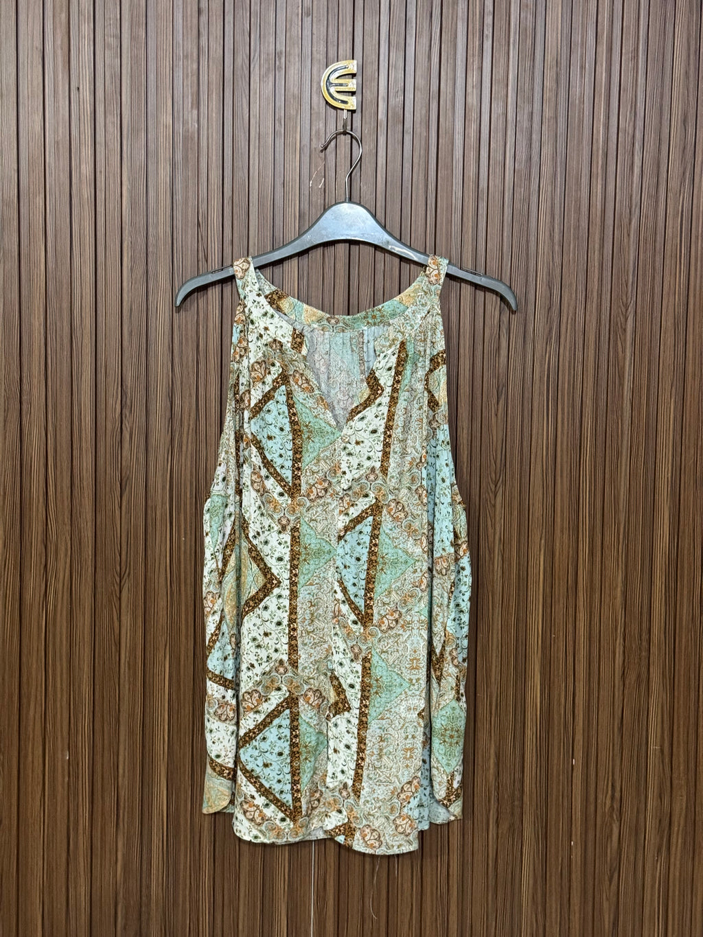 Chest 21 Length 26 Fabric Silk Ella Top