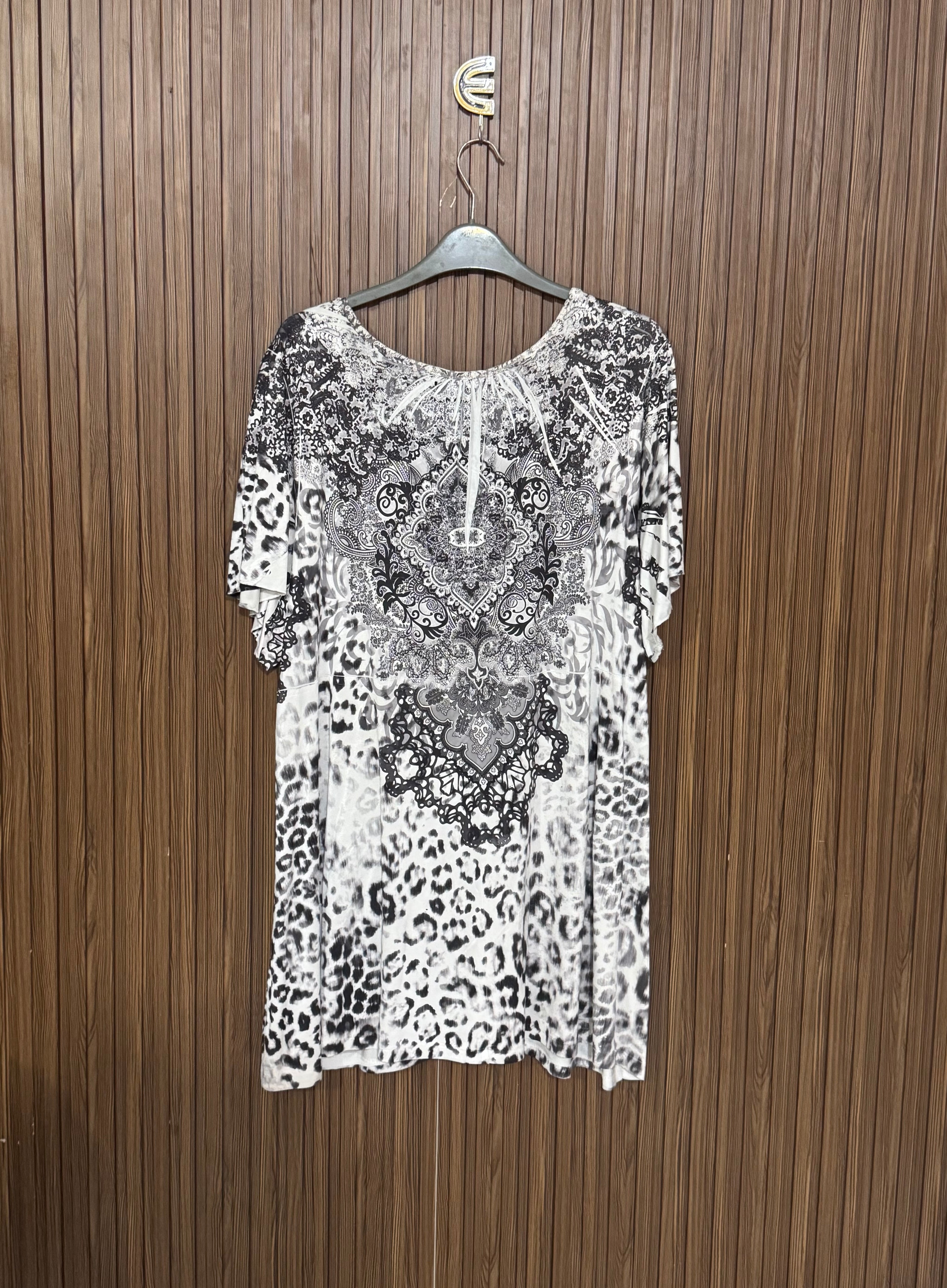 Chest 19 Length 20 Modern Basic Top