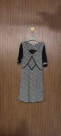 Black Detail Long Top