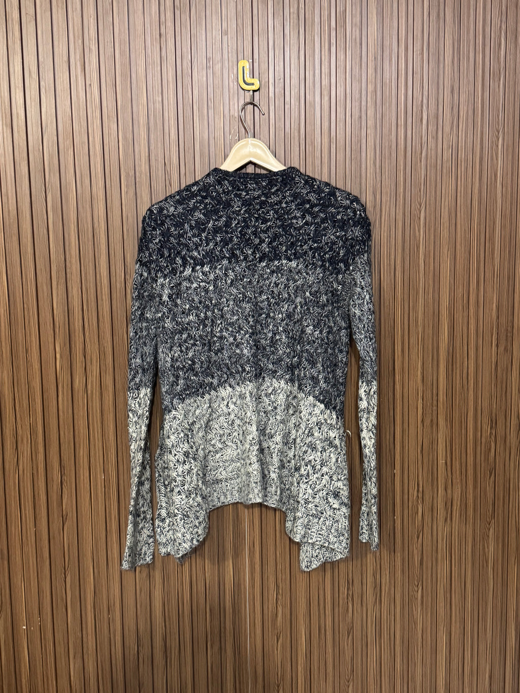 Chest Medium Length 25 Dense Wool Heavy Sweater