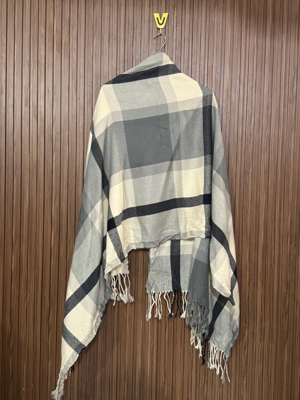 Western Lovely Beauty Shawl