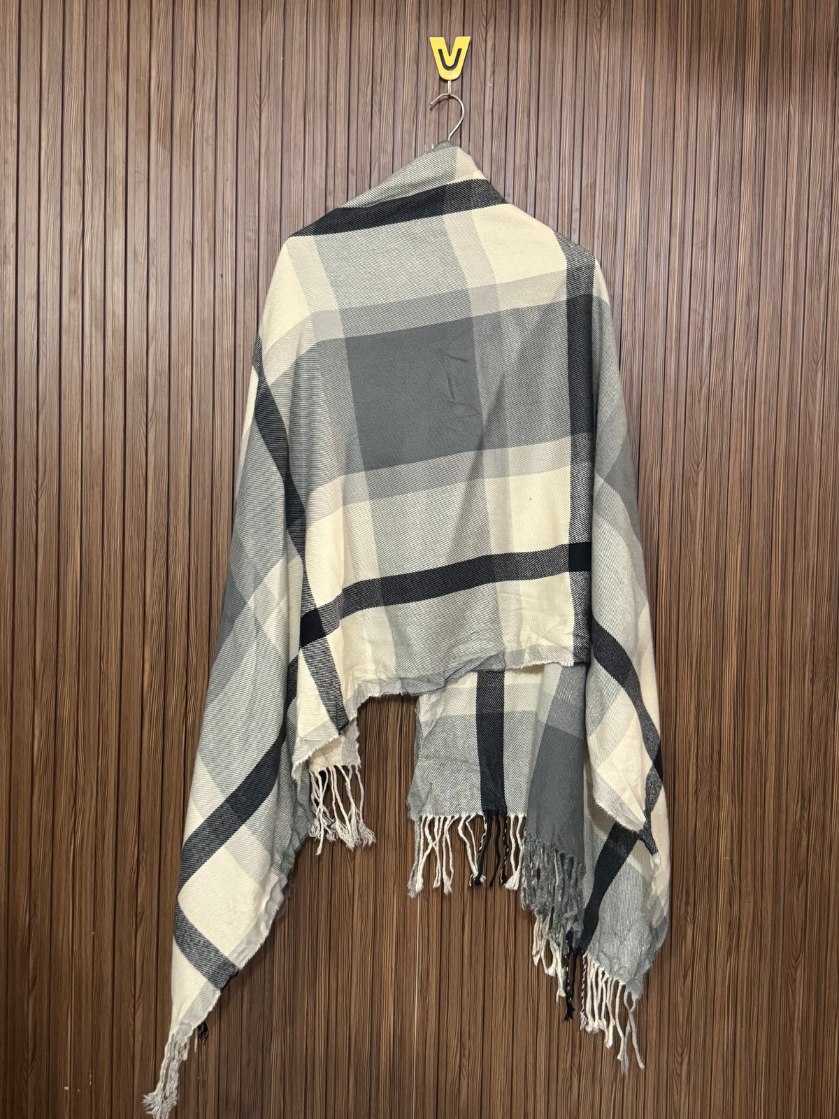 Western Lovely Beauty Shawl
