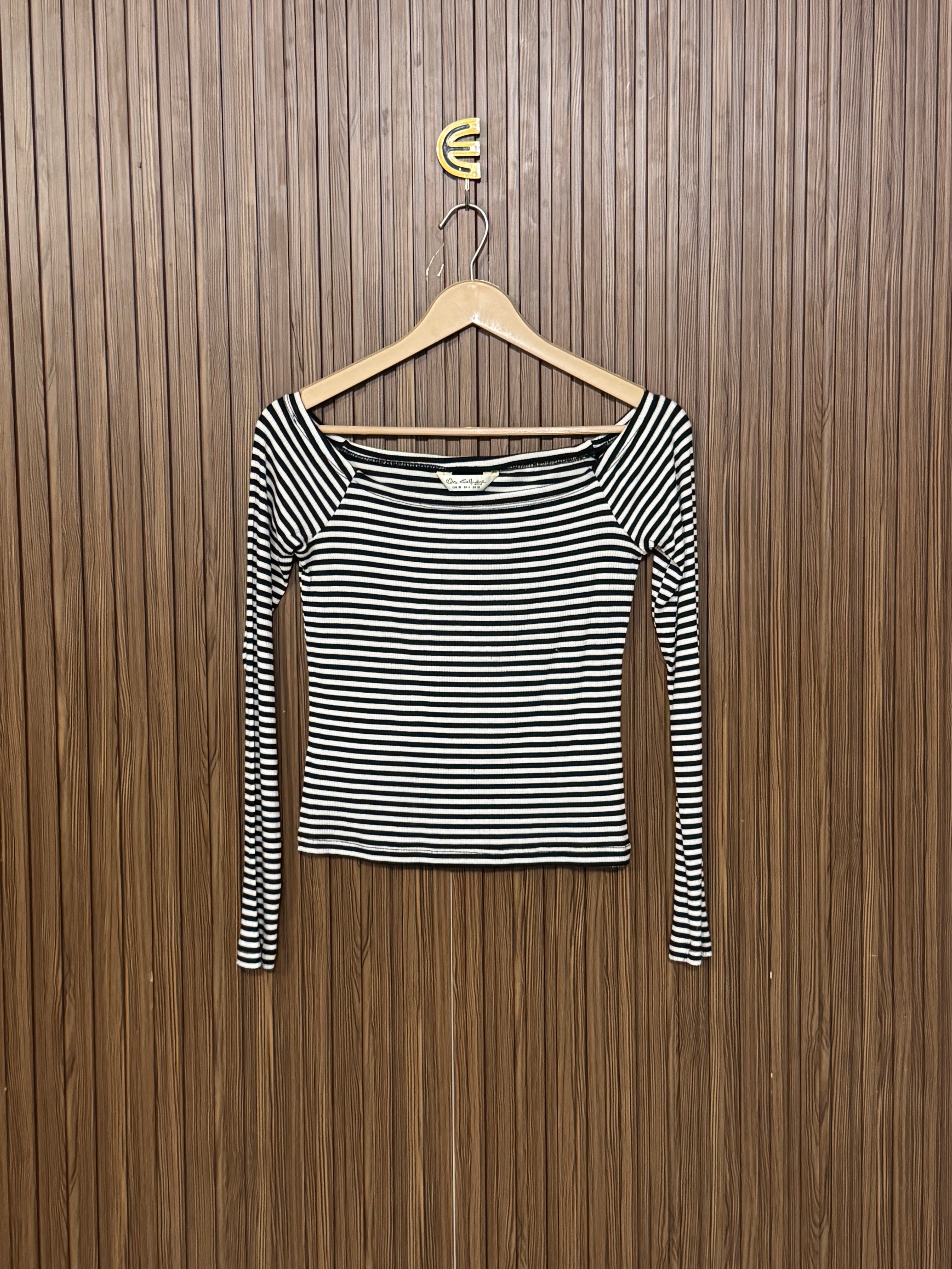 Chest 14 Length 17 Striped Long-Sleeve