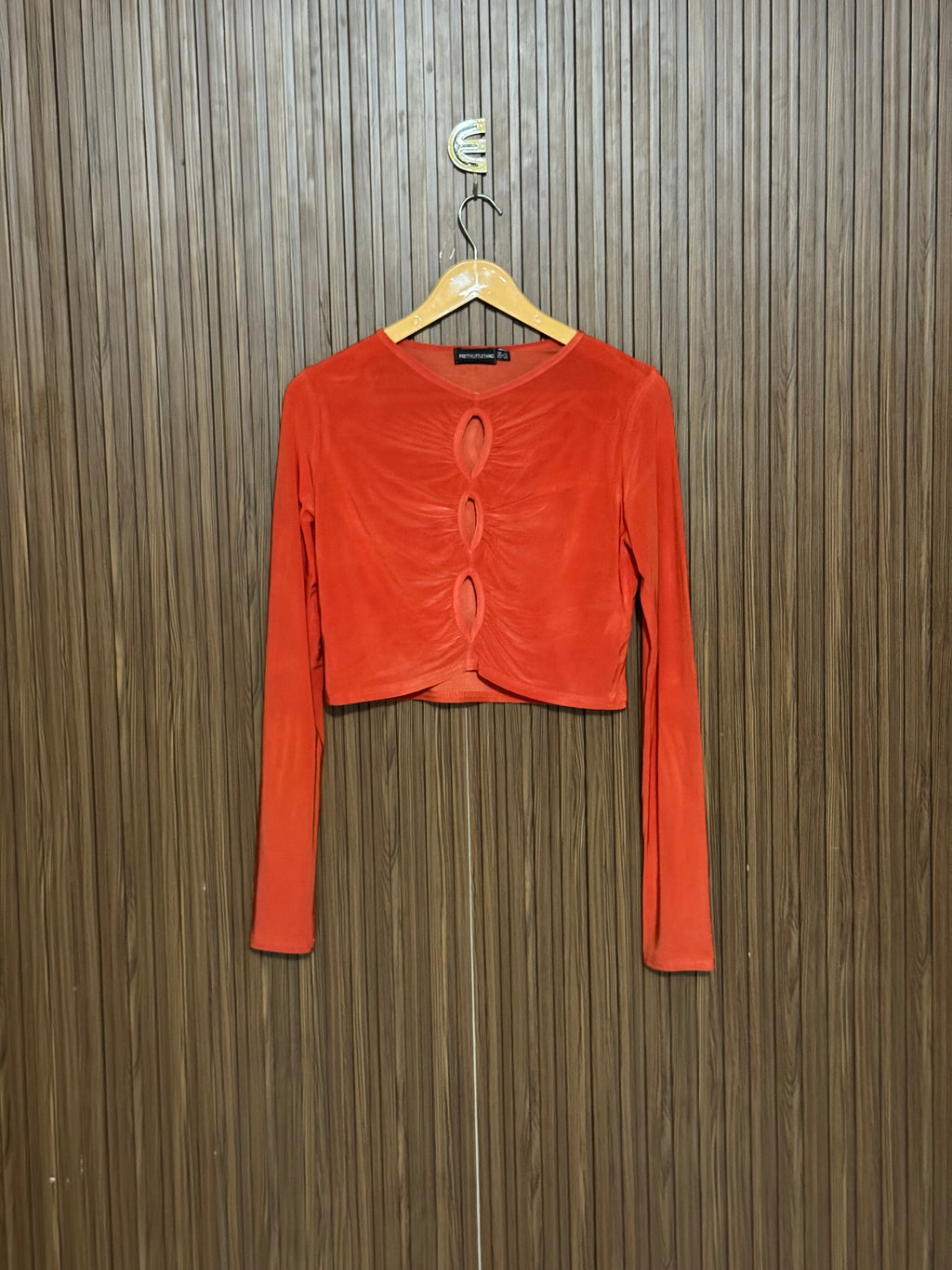 Chest 17 Length 14 Cut Out Top