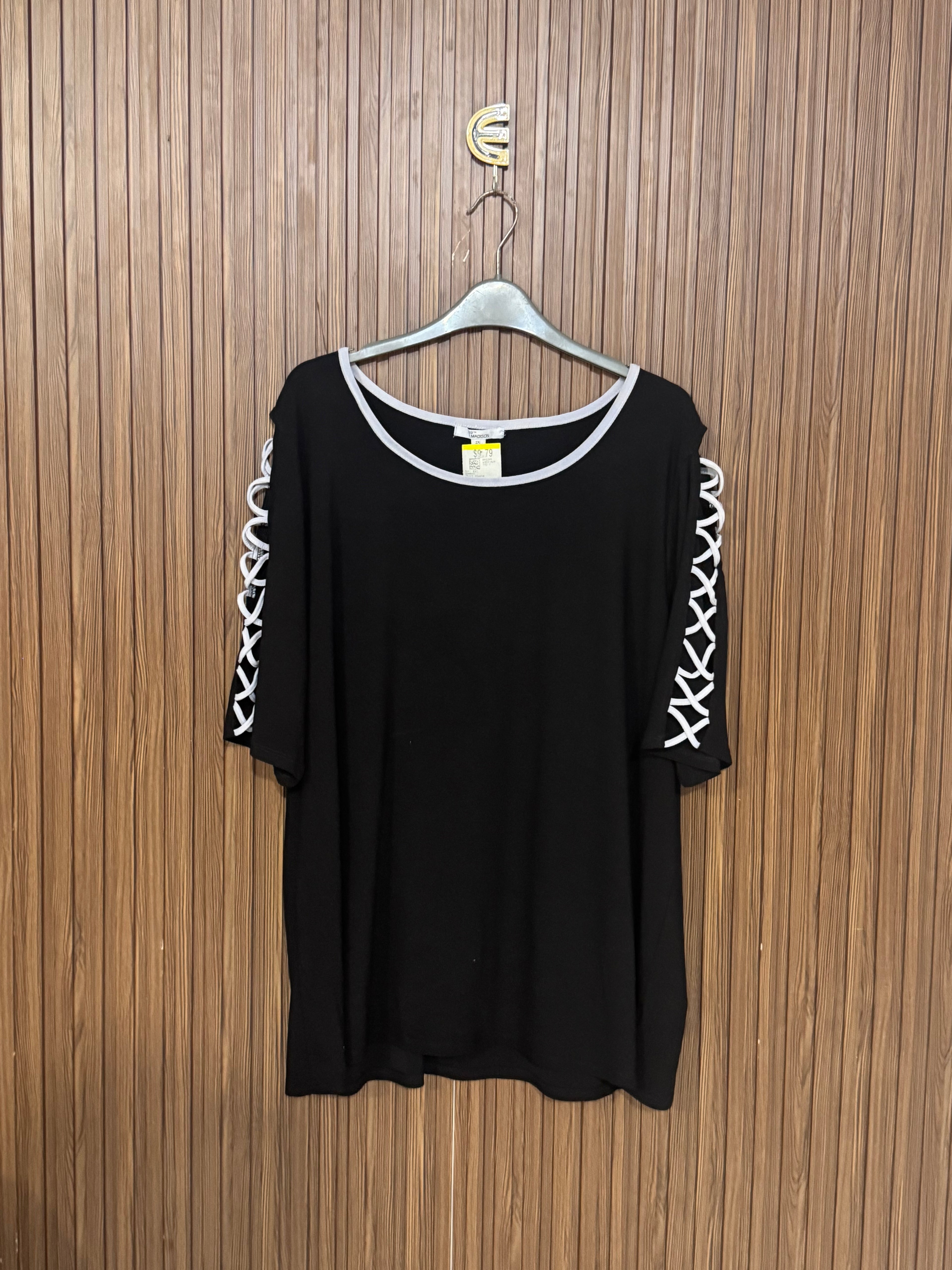Chest 25 Length 26 Black Casual Top