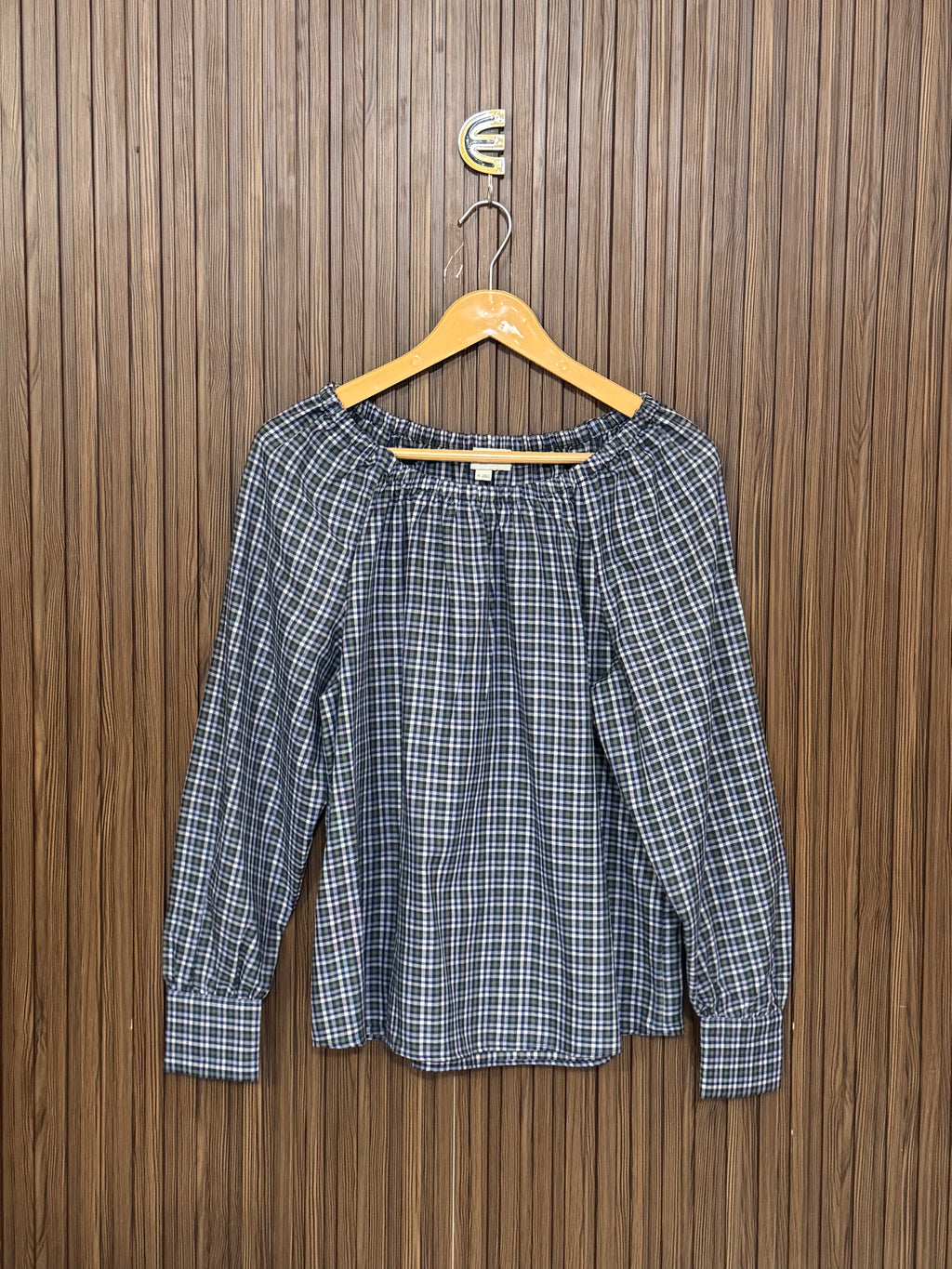 Chest 19 Length 23 Fabric Silk Pretty Vibe