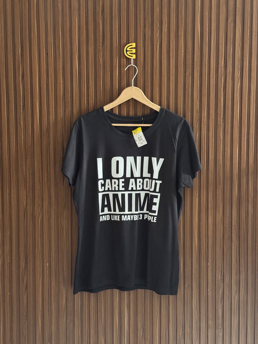 Black Round T-Shirt