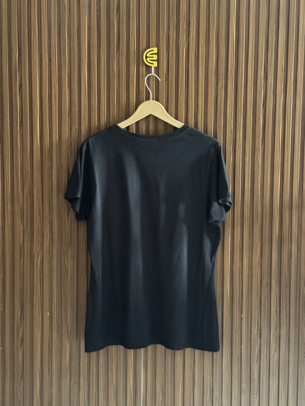 Black Round T-Shirt