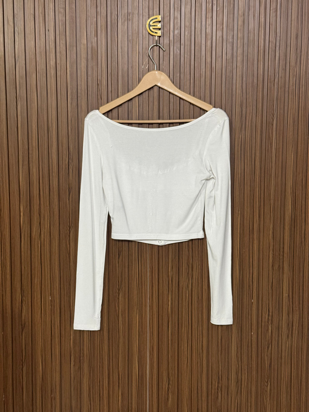 Chest 14 Length 15 White Button-Up Top