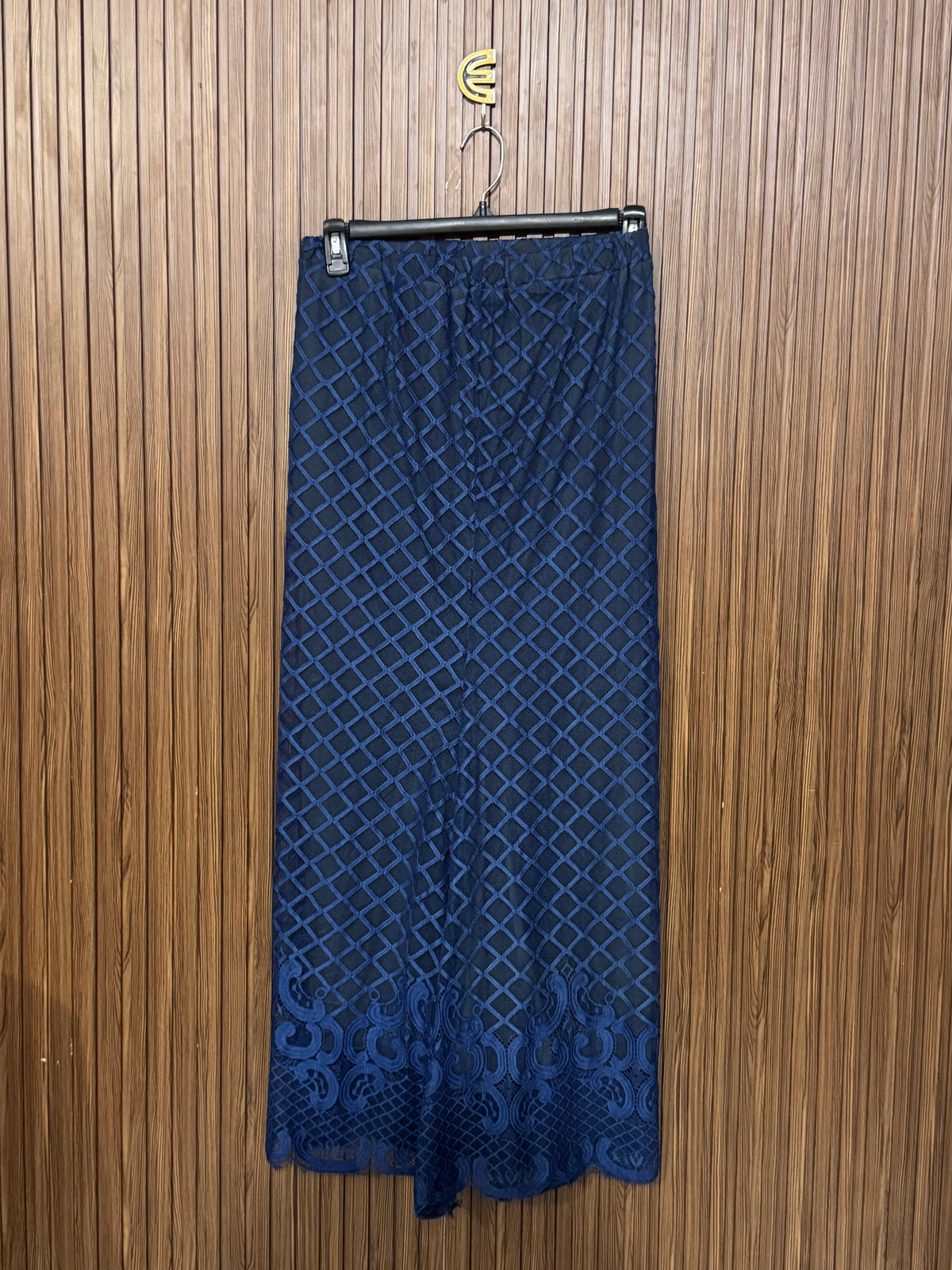 Waist 34 to 36 Length 41 Fabric Silk Net Pretty Skirt