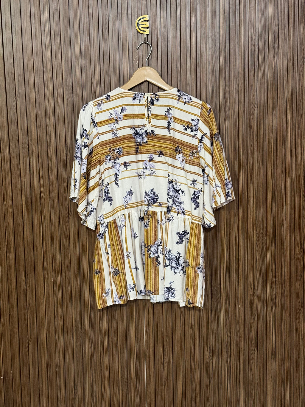 Chest 18 Length 26 Fabric Silk Basic Stretch Top