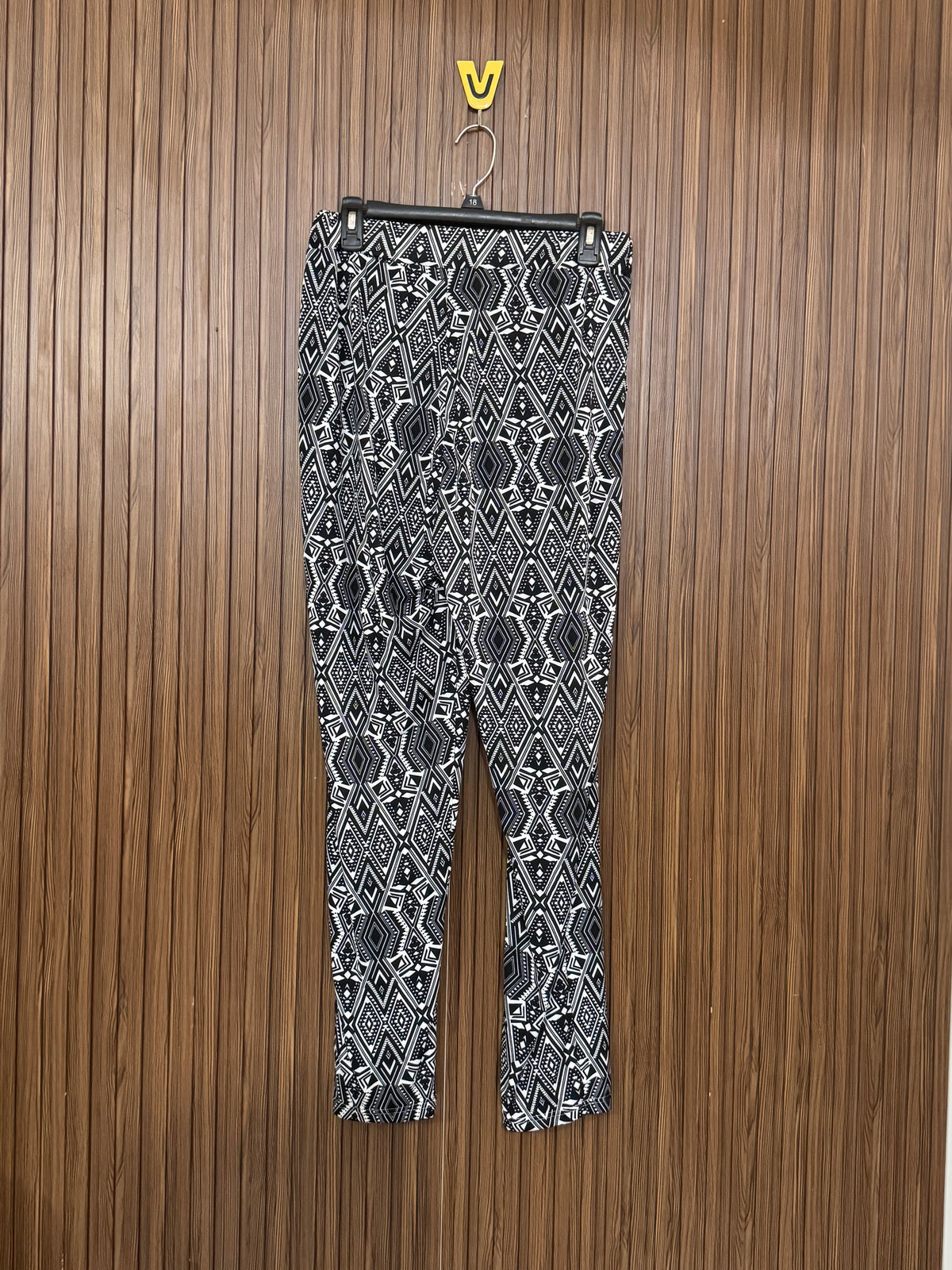 Waist 32 to 36 Length 38 Fabric Jorjit Light Cover