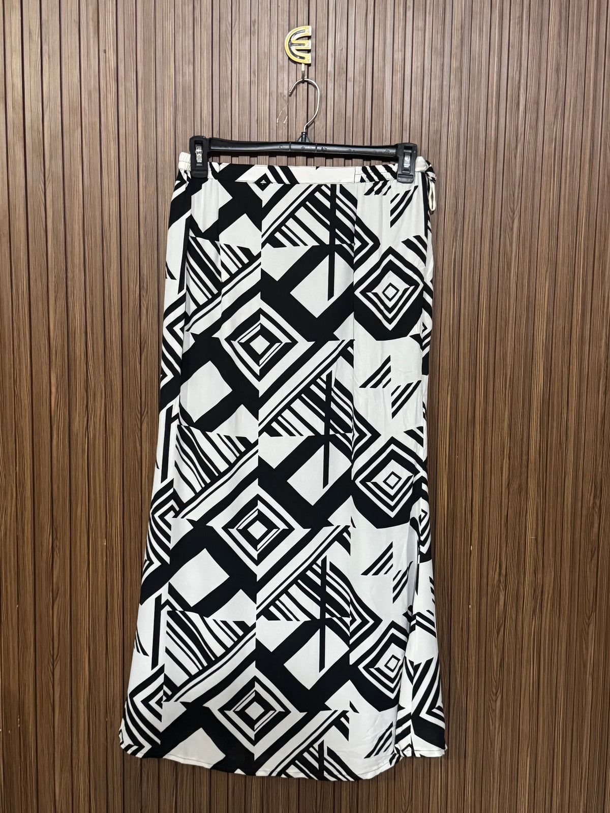 Waist 28 to 30 Length 38 Fabric Silk Shifon Classic Skirt