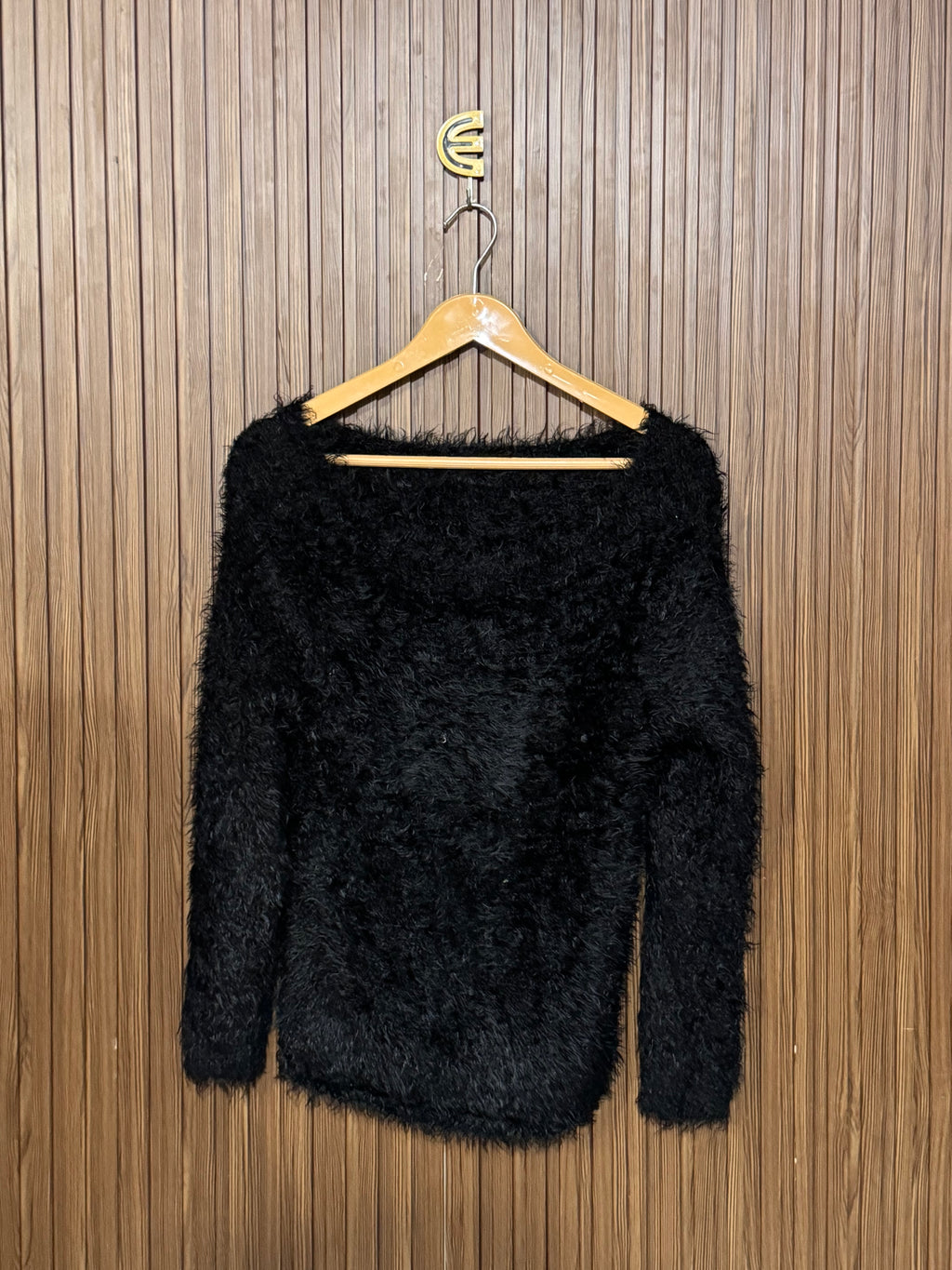 Chest 16 Length 23 Cable Sweater