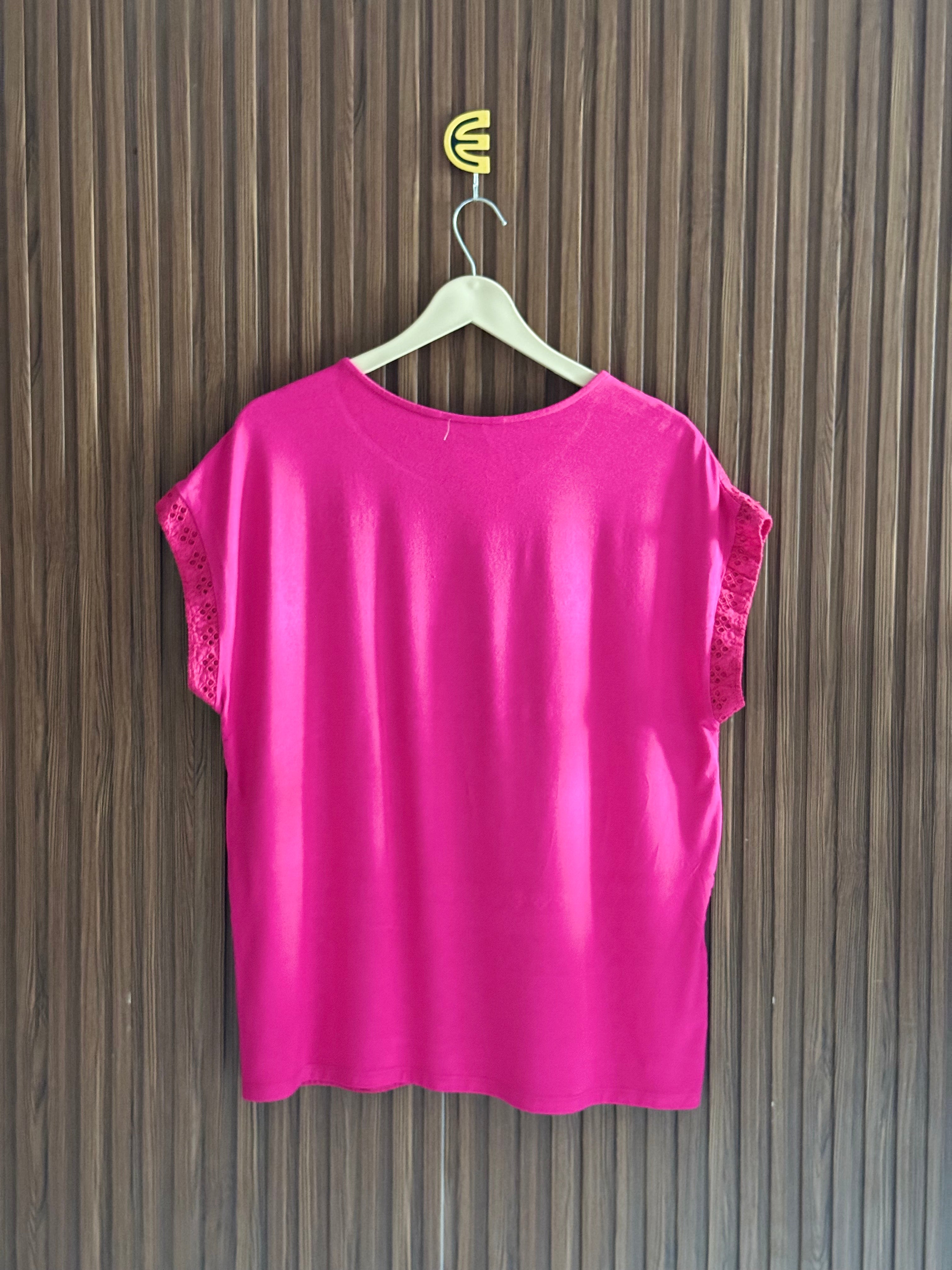 Pink Round Neck Sleeveless Top