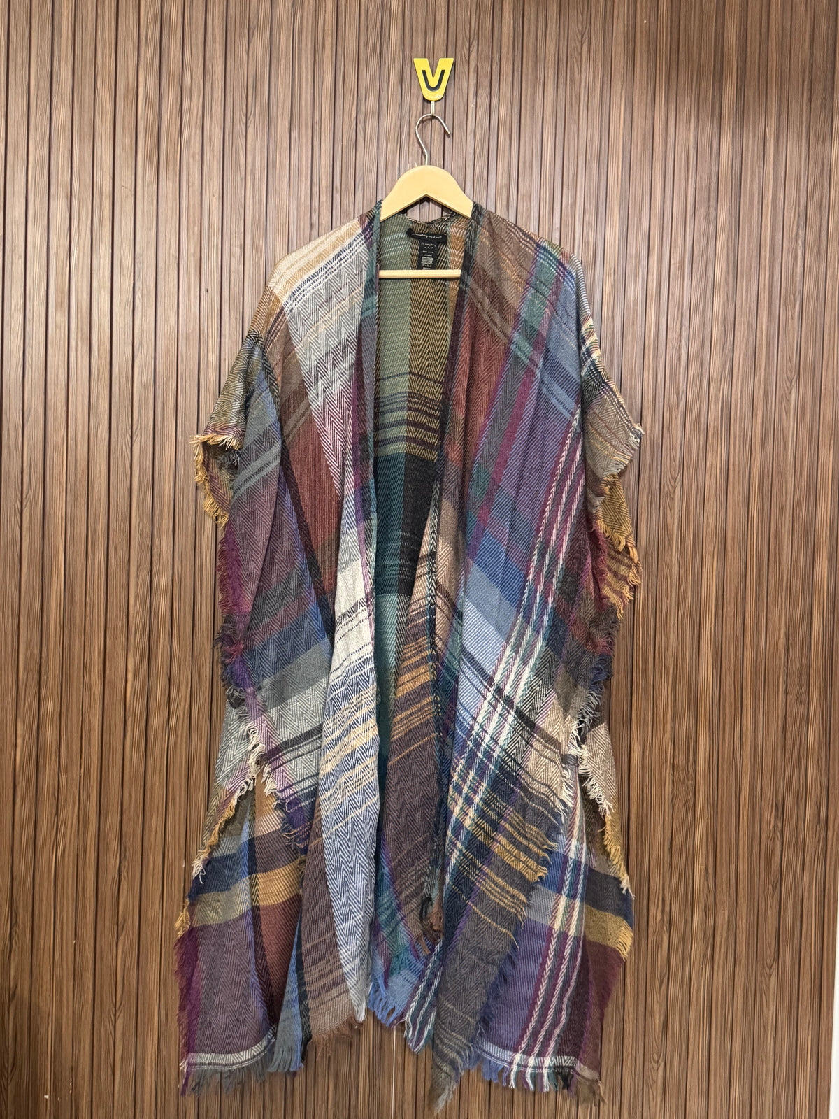 Western Winter Bloom Shawl