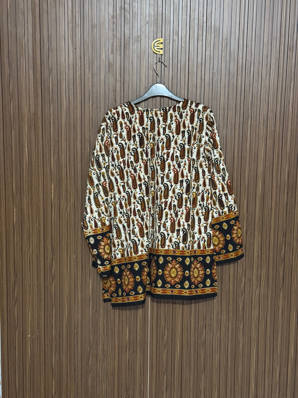 Chest 21 Length 29 Fabric Silk Paisley Printed Top