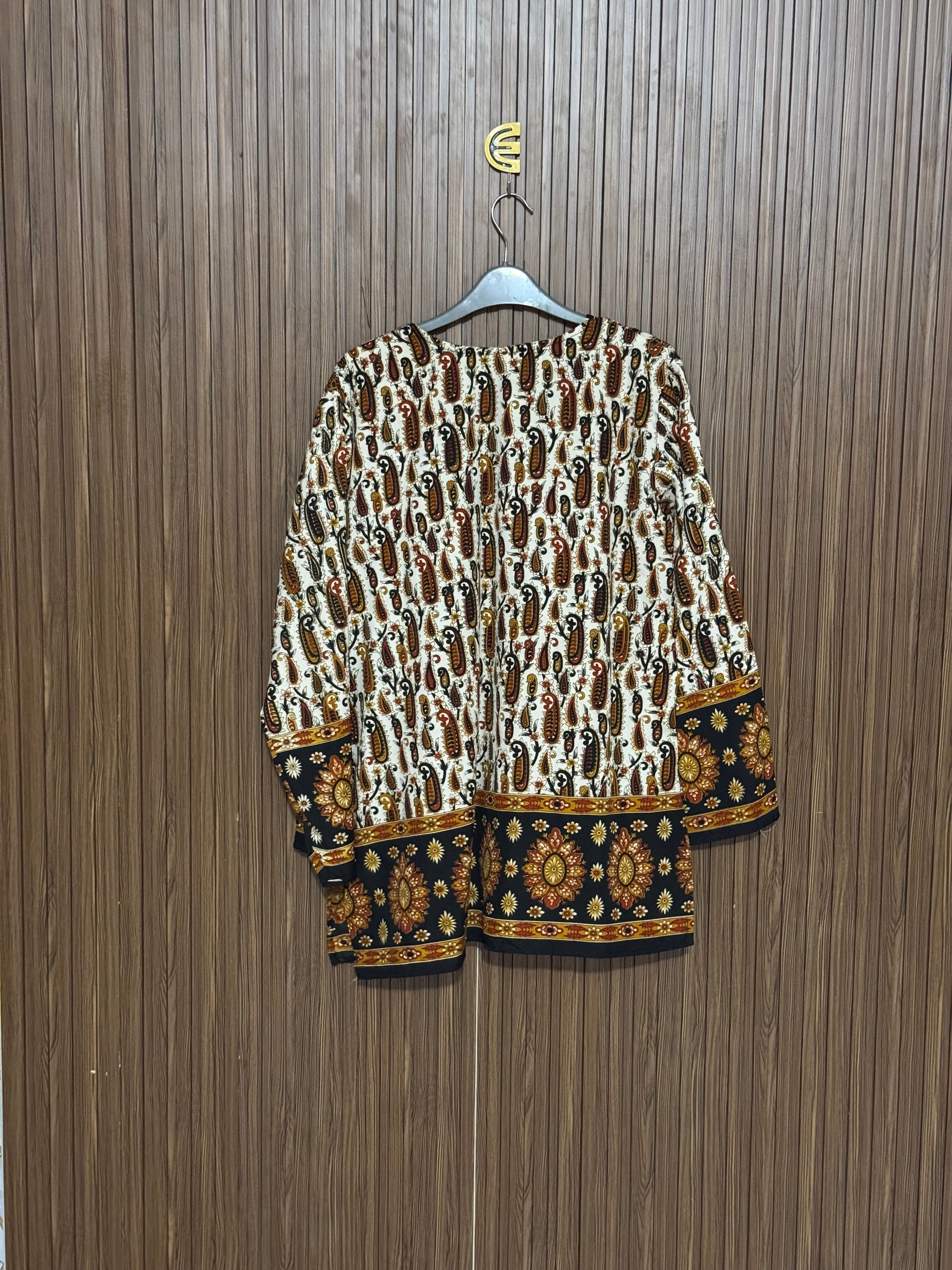 Chest 21 Length 29 Fabric Silk Paisley Printed Top