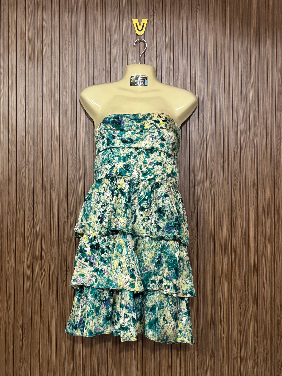 Chest 16 Length 28 Fabric Silk Champagne Dreams