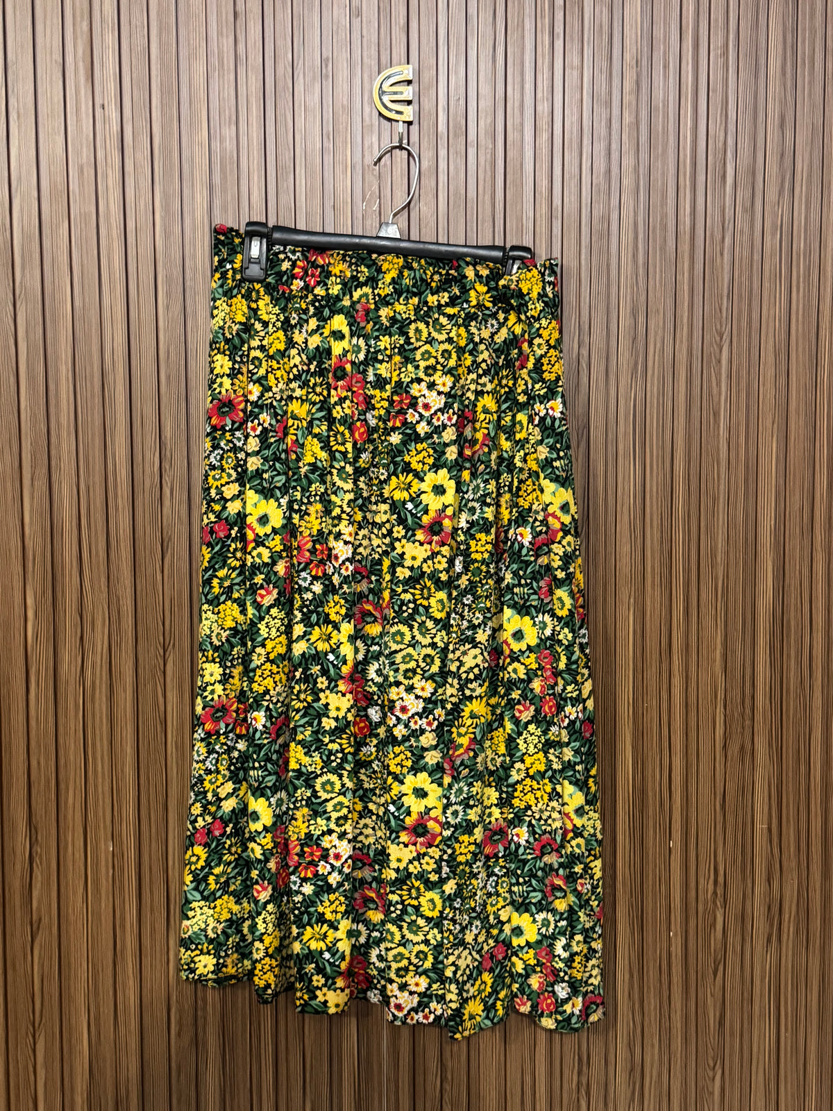 Waist 34 to 36 Length 30 Fabric Silk Midi Skirt