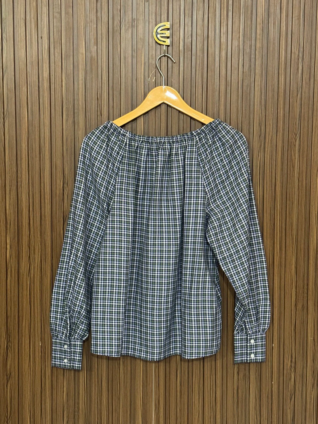 Chest 19 Length 23 Fabric Silk Pretty Vibe