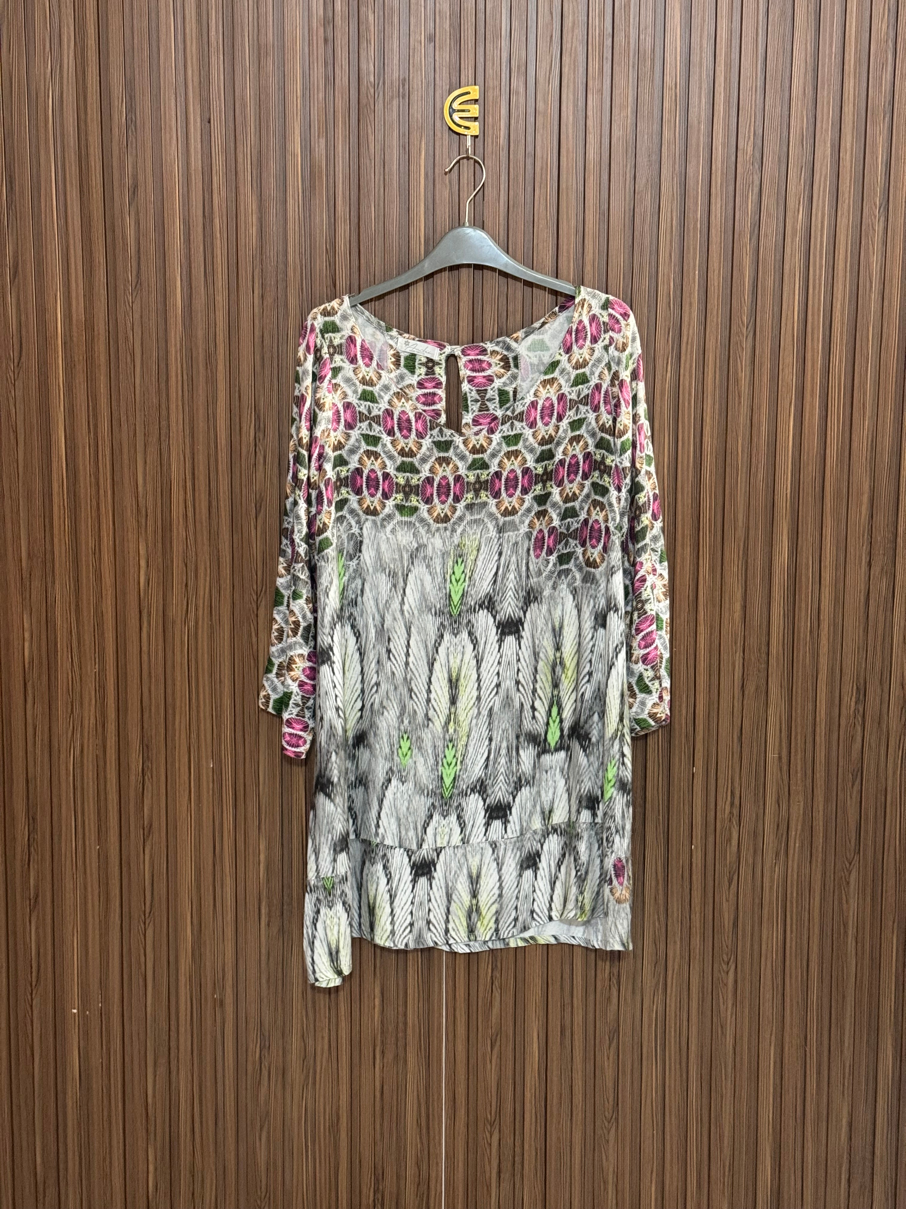 Chest 18 Length 32 Fabric Cotton Feather Print Top