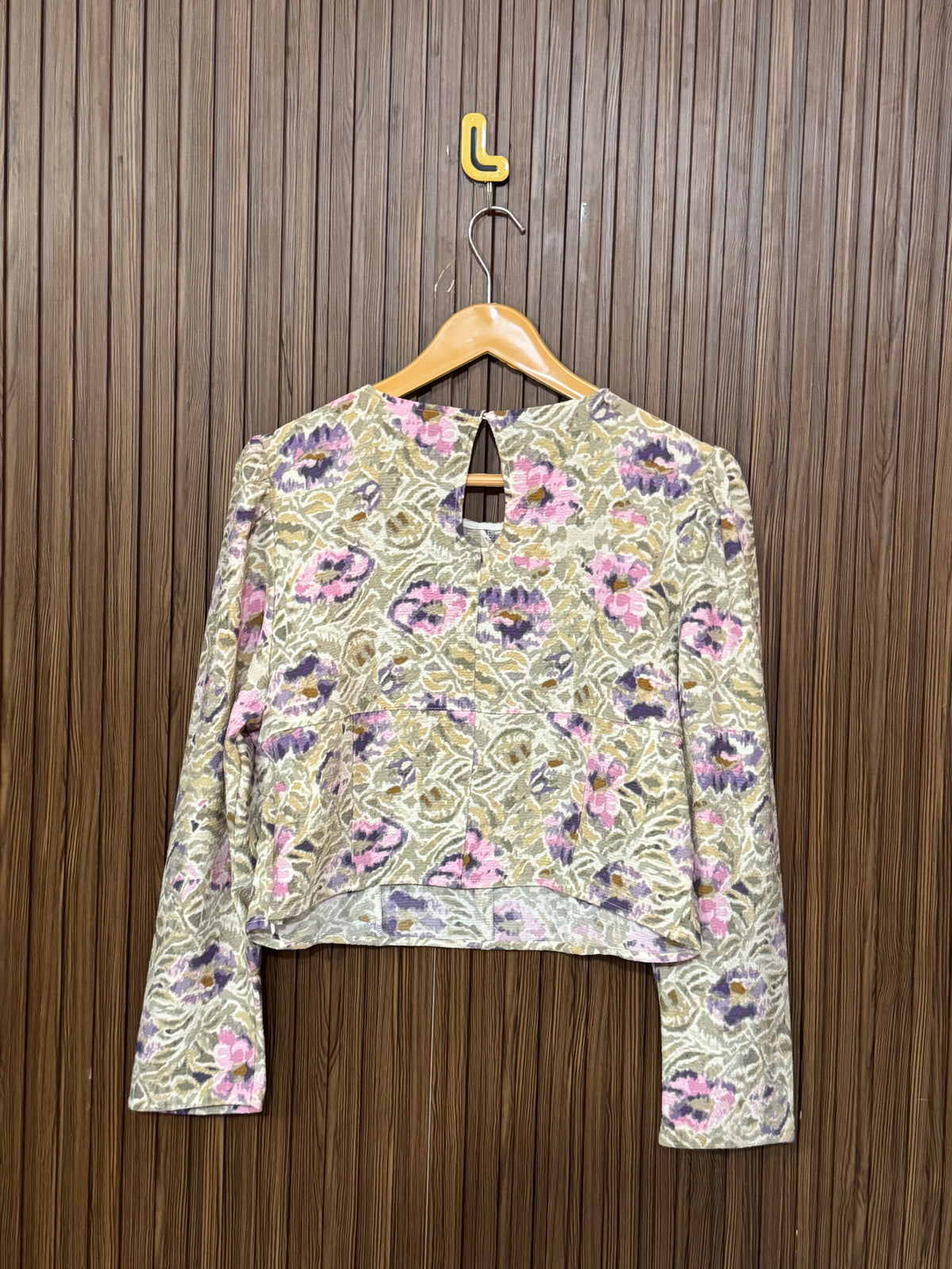 Chest 19 Length 16 Fabric Silk Soft Pearl Crop Top
