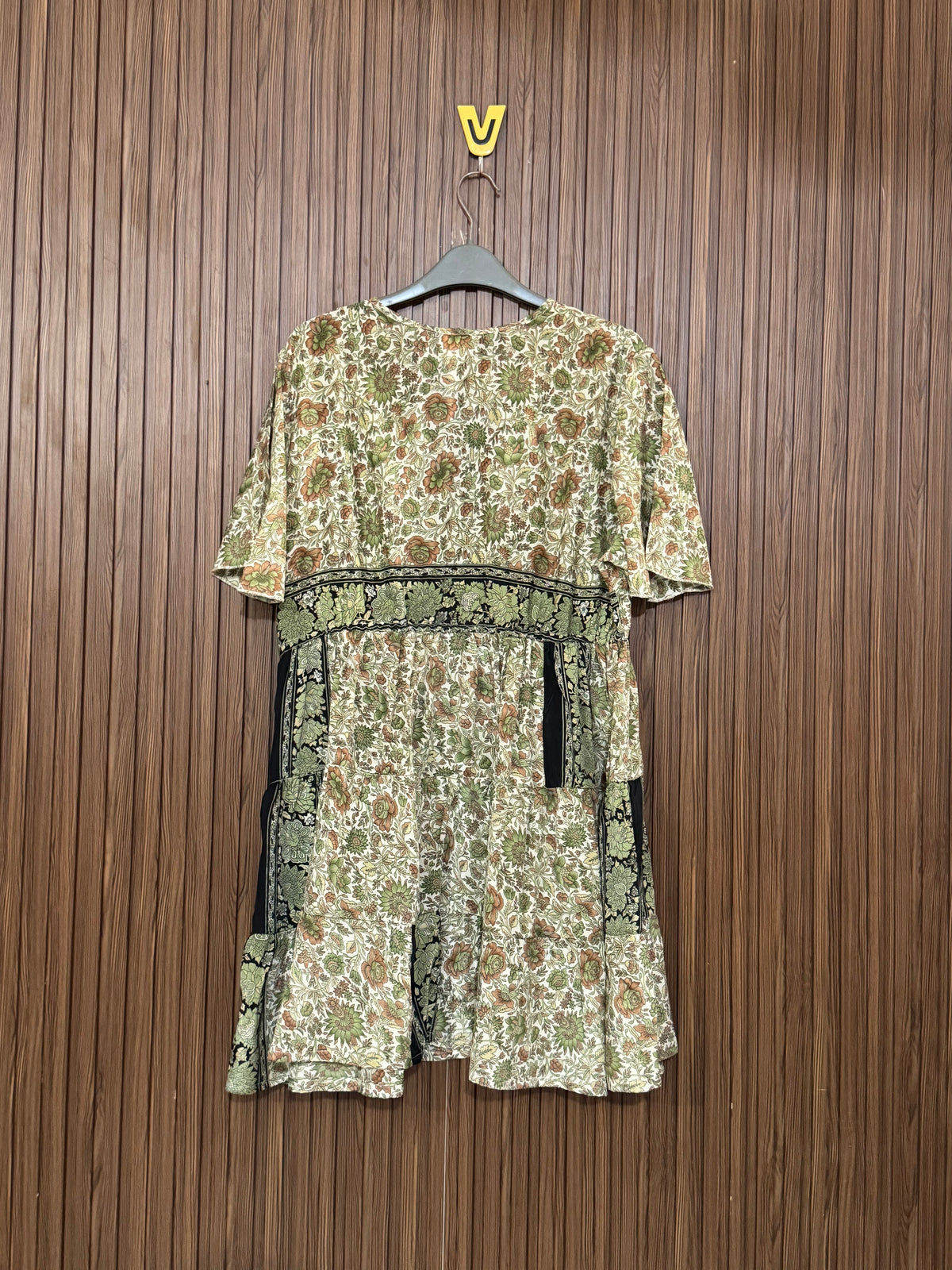 Chest 20 Length 32 Fabric Silk Shifon Chic Bloom