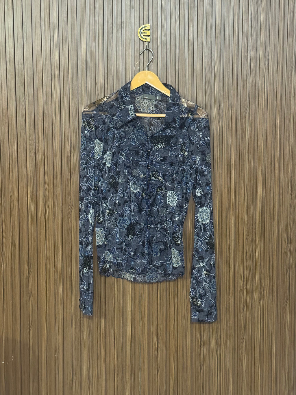 Chest 22 Length 23 Fabric Net Floral Mesh Button Blouse