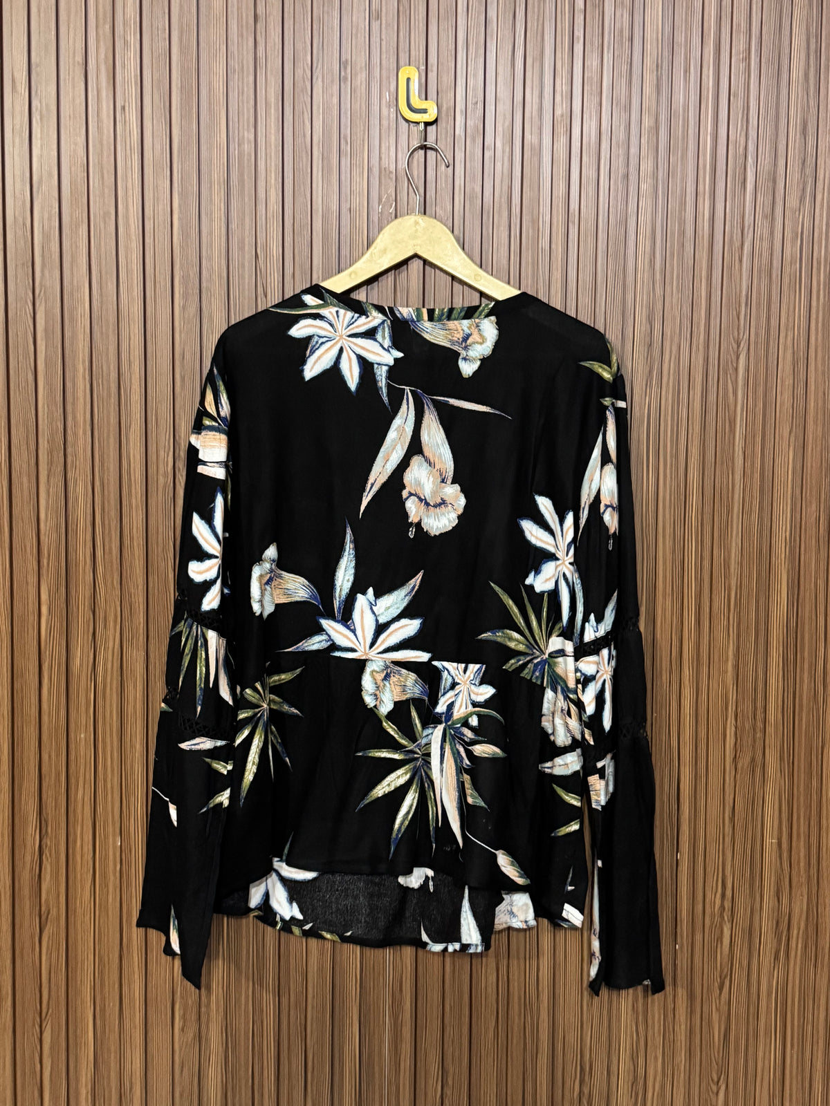 Chest 21 Length 26 Fabric Silk Simple Lace Full Sleeves