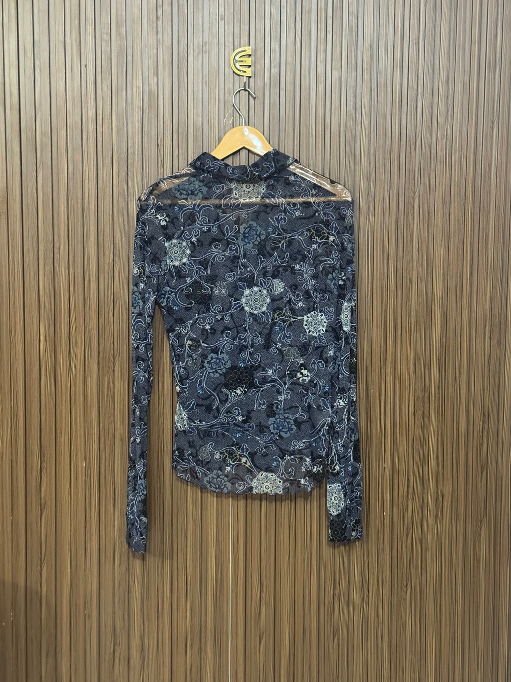 Chest 22 Length 23 Fabric Net Floral Mesh Button Blouse
