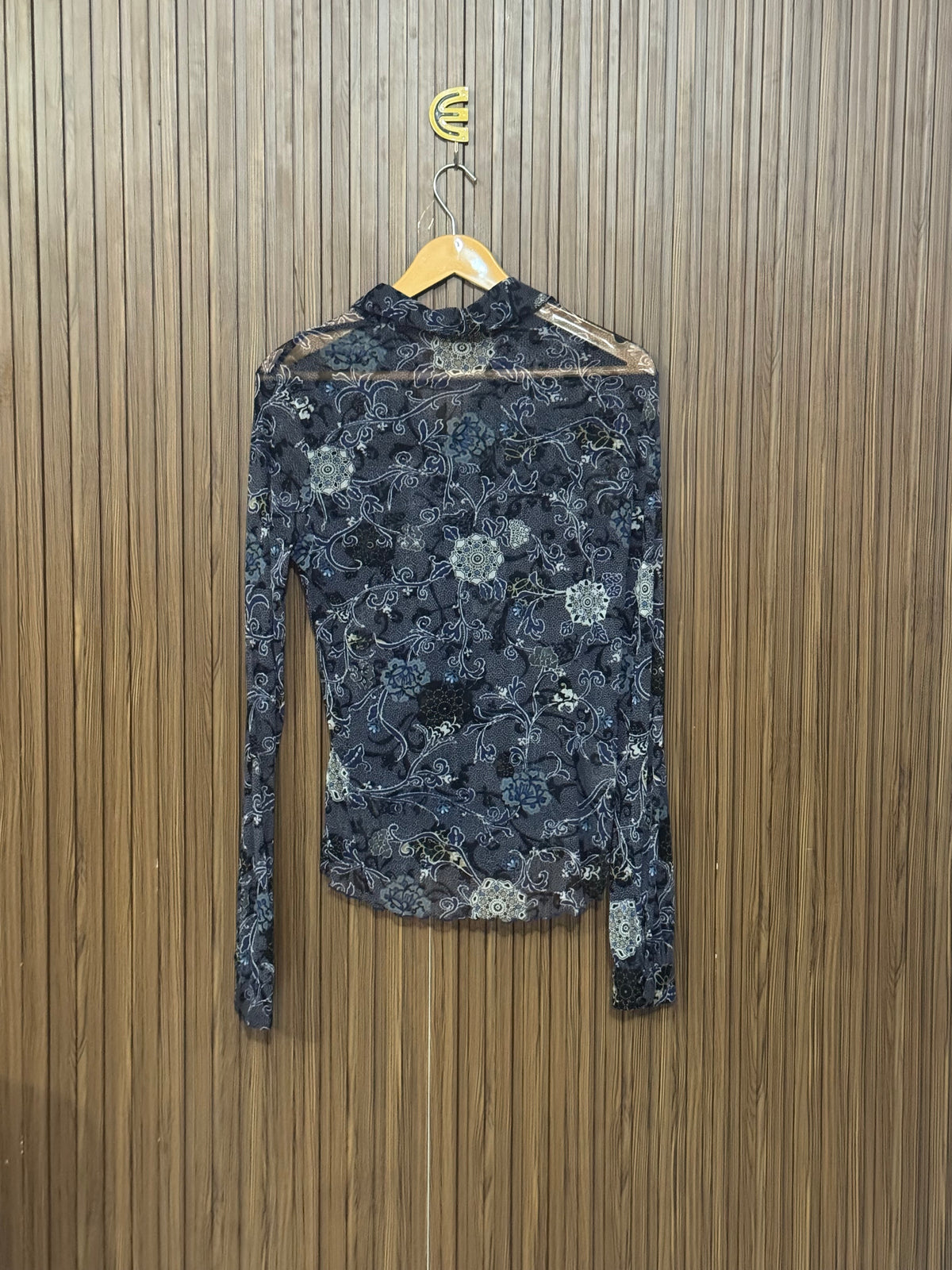 Chest 22 Length 23 Fabric Net Floral Mesh Button Blouse