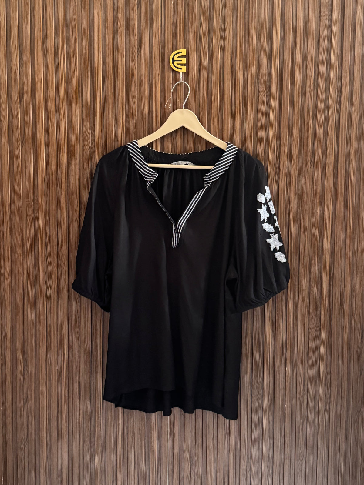 Chest 22 Length 27 Fabric Silk Satin Style