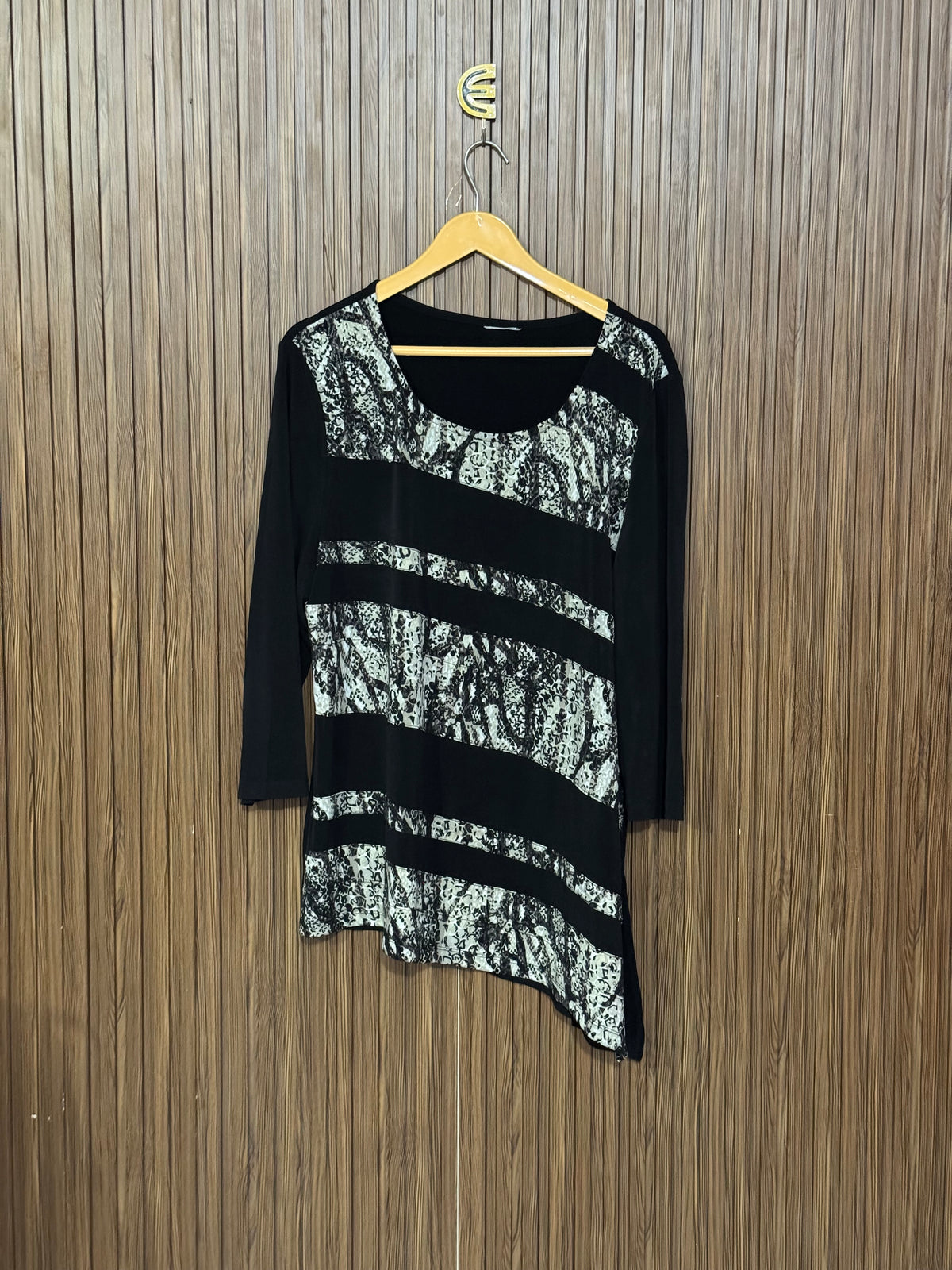 Chest 21 Length 28 Fabric Jurjaat Round Collar