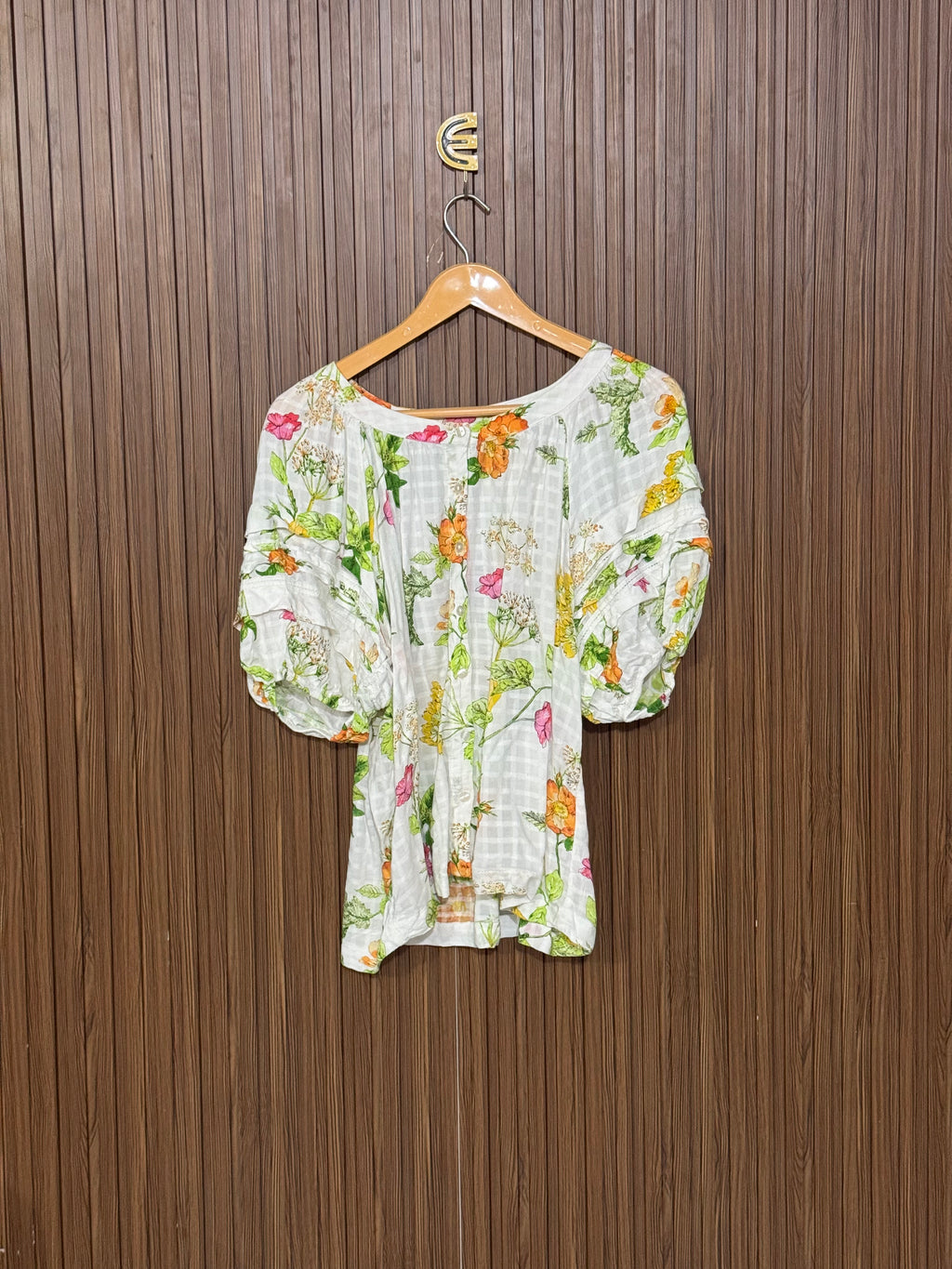 Chest 20 Length 24 Fabric Silk Luxe Sleeves