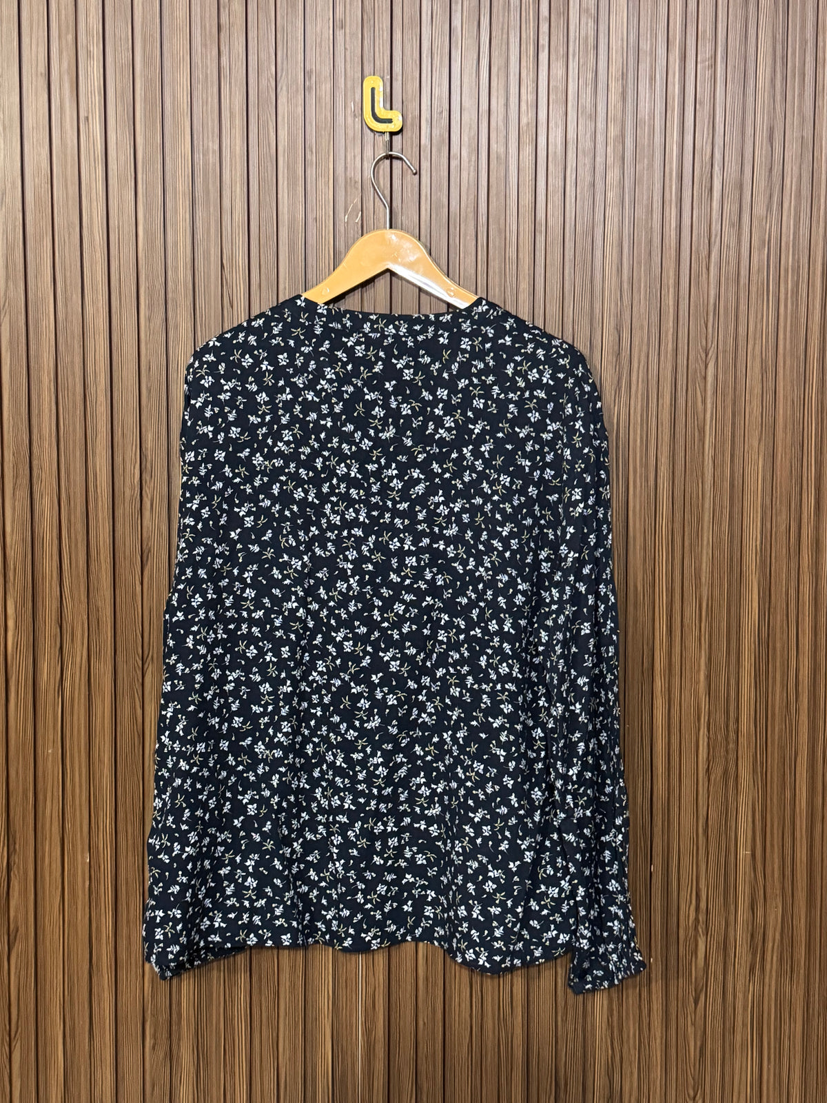 Chest 21 Length 25 Fabric Silk Cutwork Full Sleeves