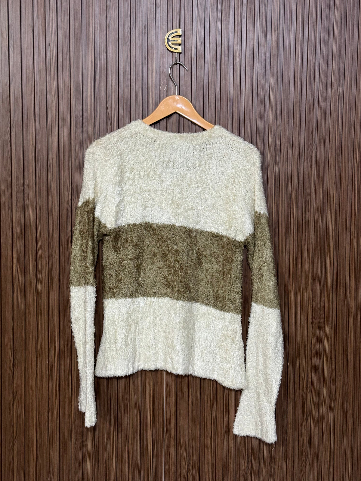 Chest 17 Length 24 Thick Sweater